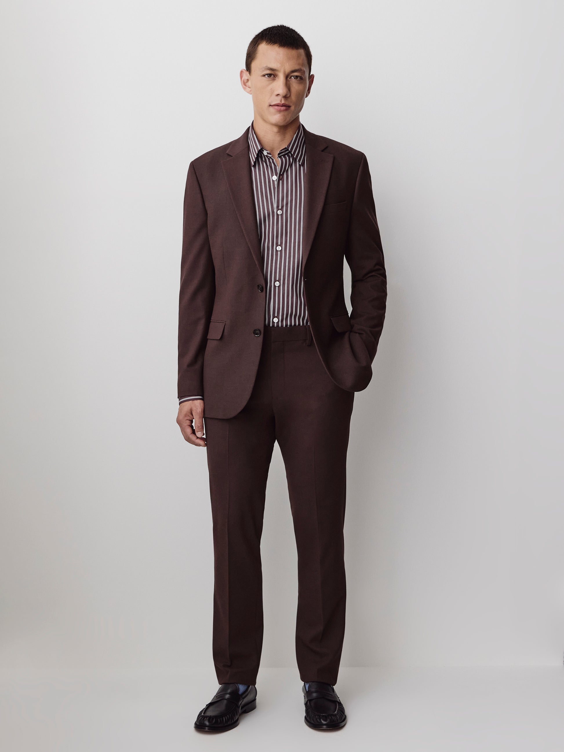 Slim Fit Woven Burgundy Pant