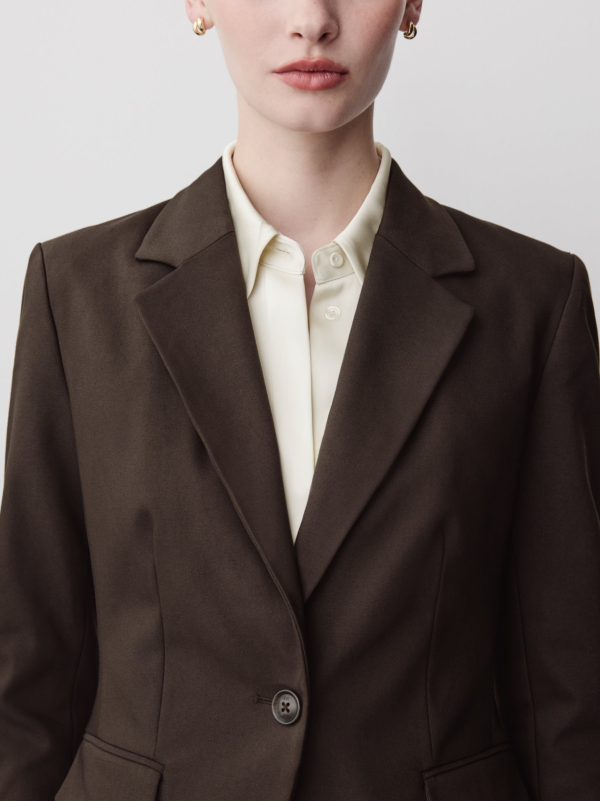 One-Button Fitted Blazer