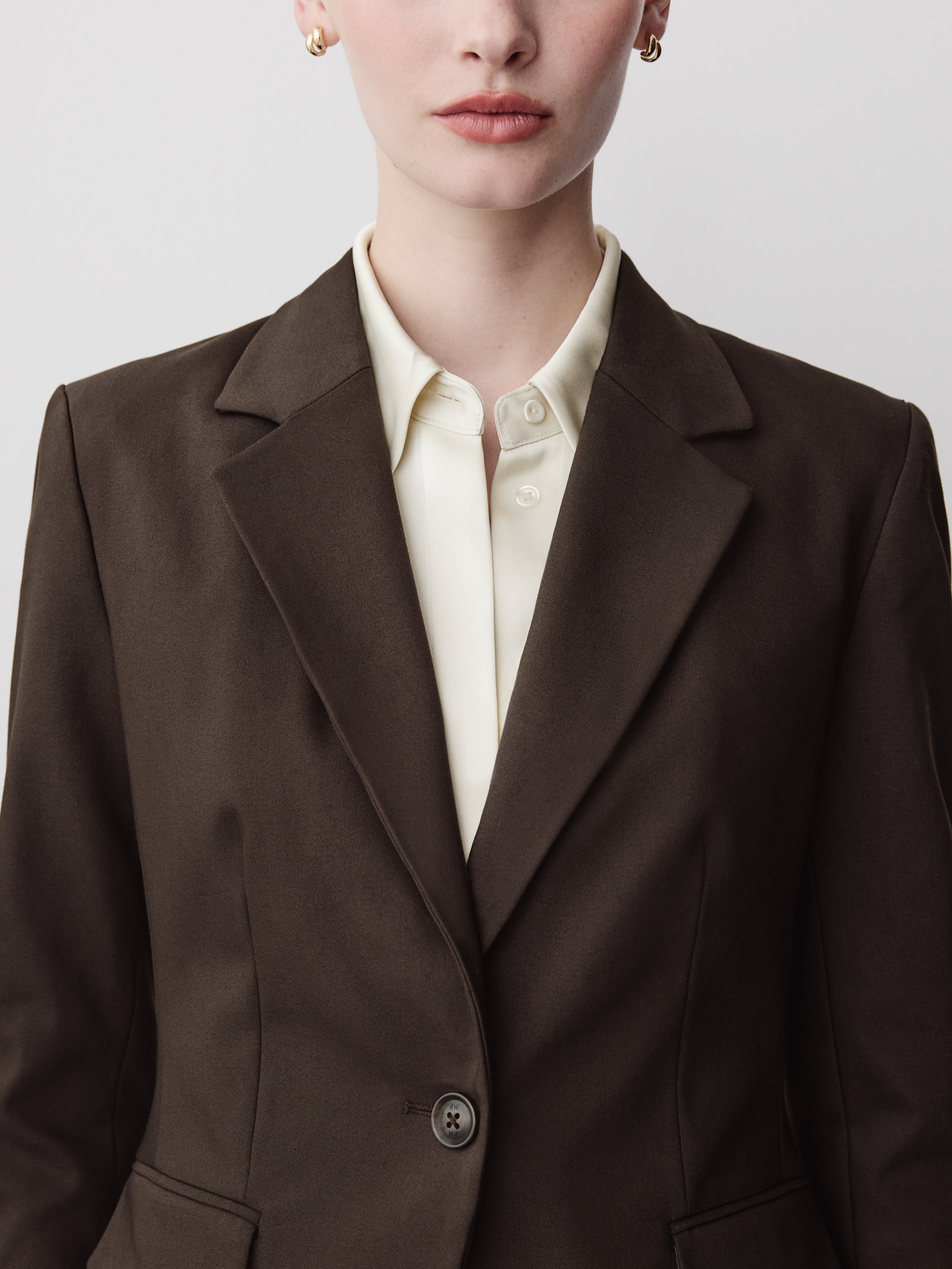 One-Button Fitted Blazer