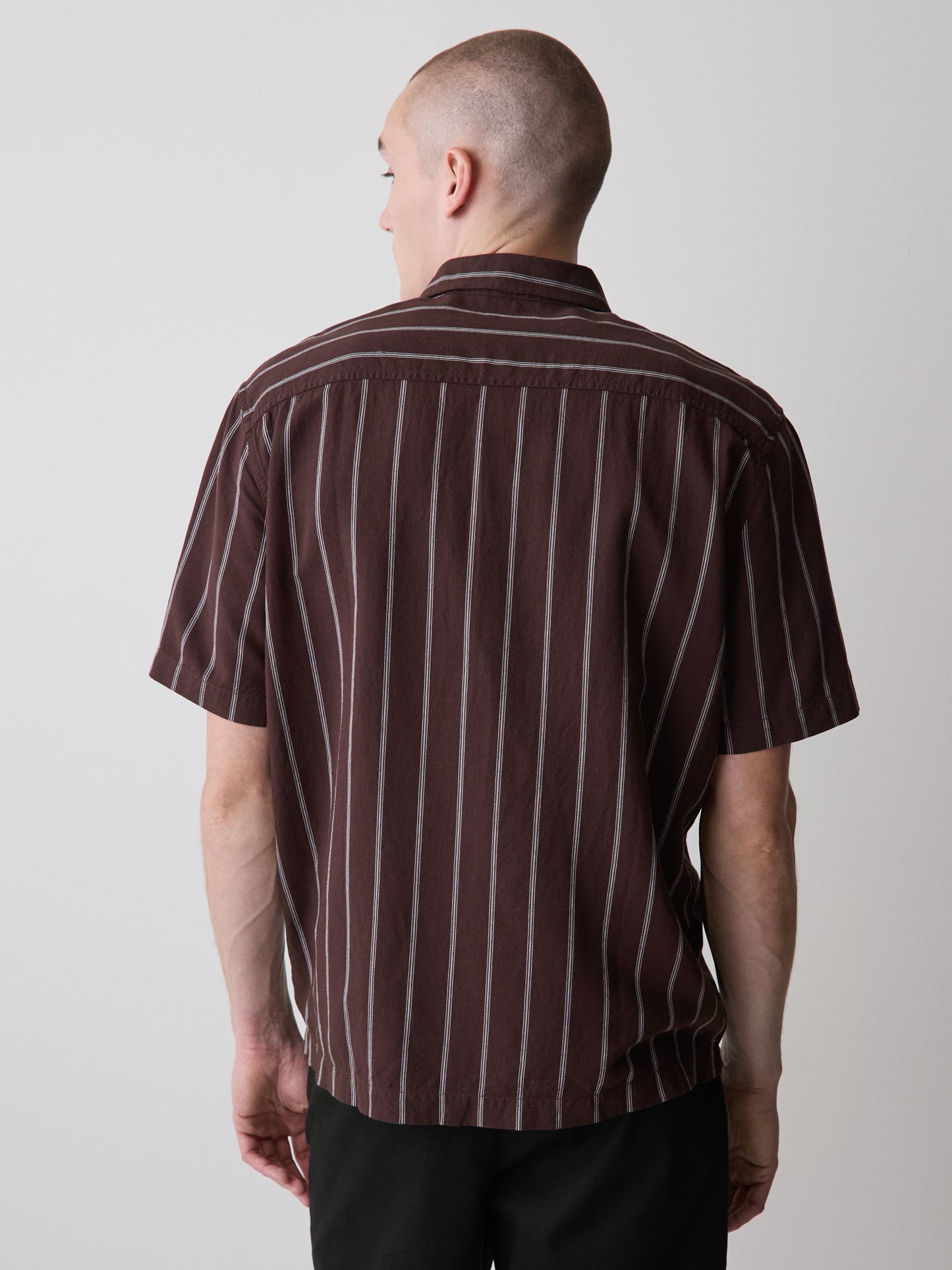 Mens Woven Regular Fit Linen Blend Stripe Shirt