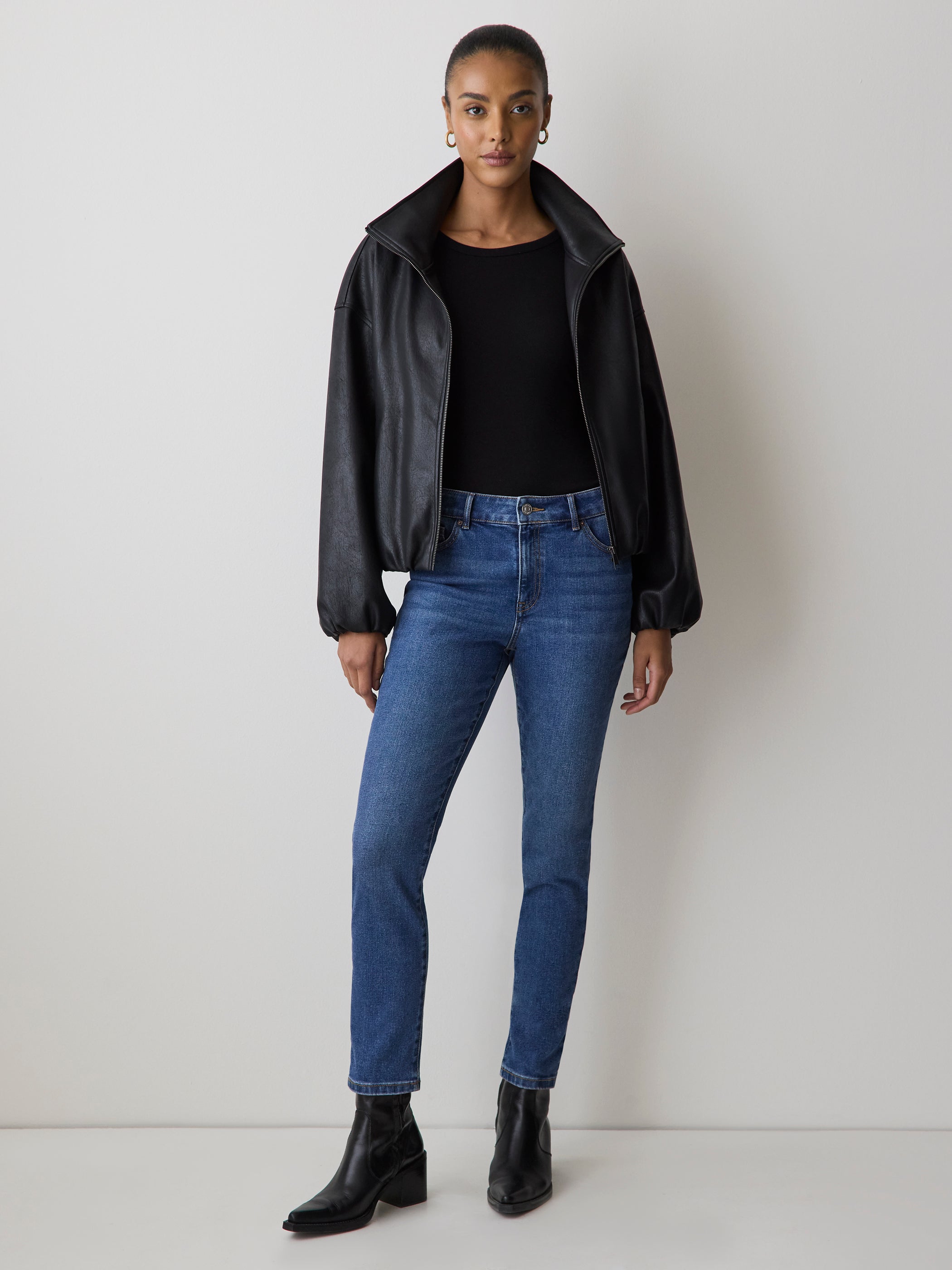 T-Shirt Côtelé Ajusté à Manches Longues et Col Rond en Tricot Luxueux