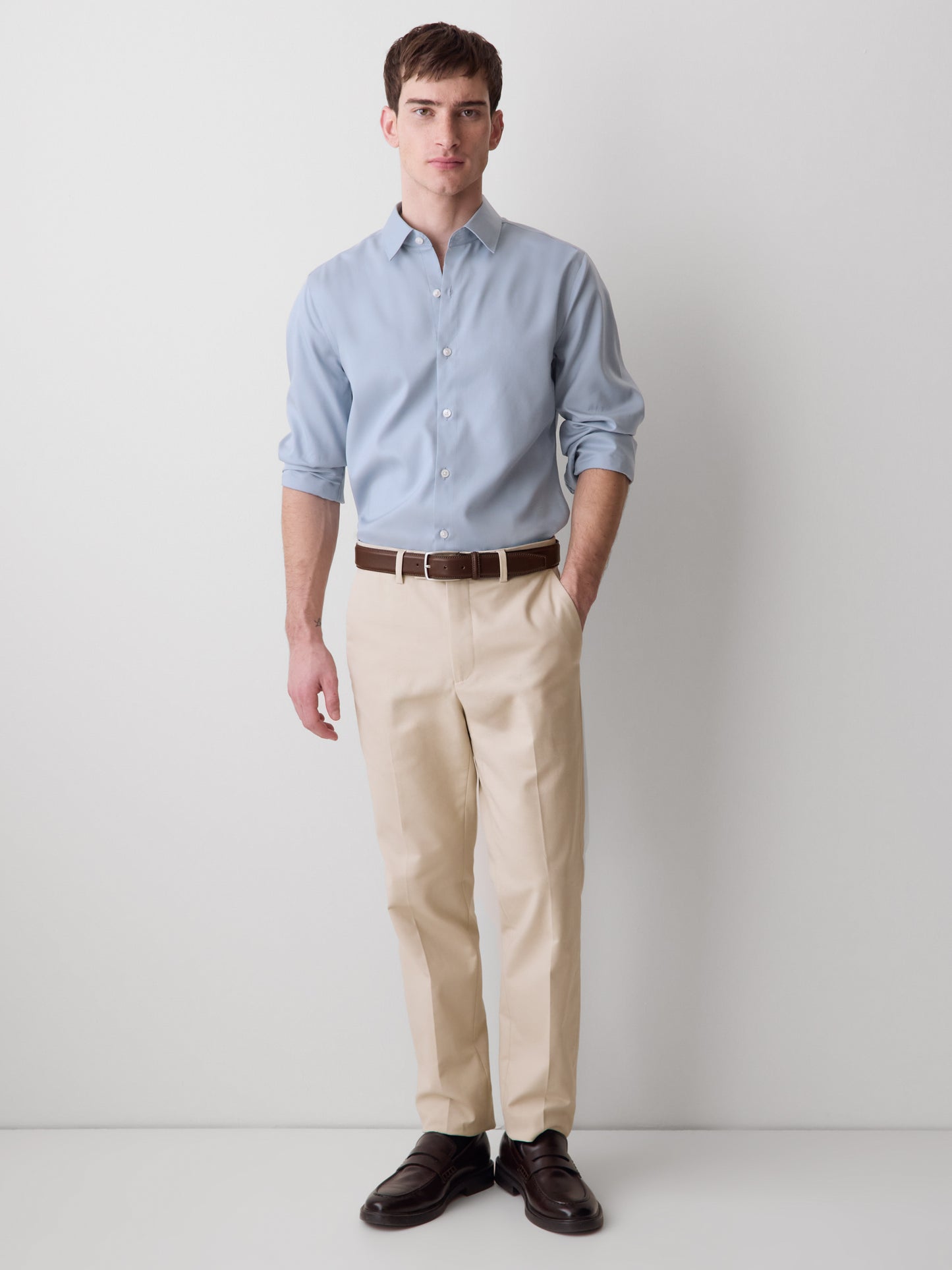 Slim Fit Solid Twill Dress Shirt