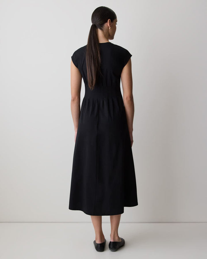 Women's Fit & Flare Dresses - Shop Online Now | RW&CO. Canada