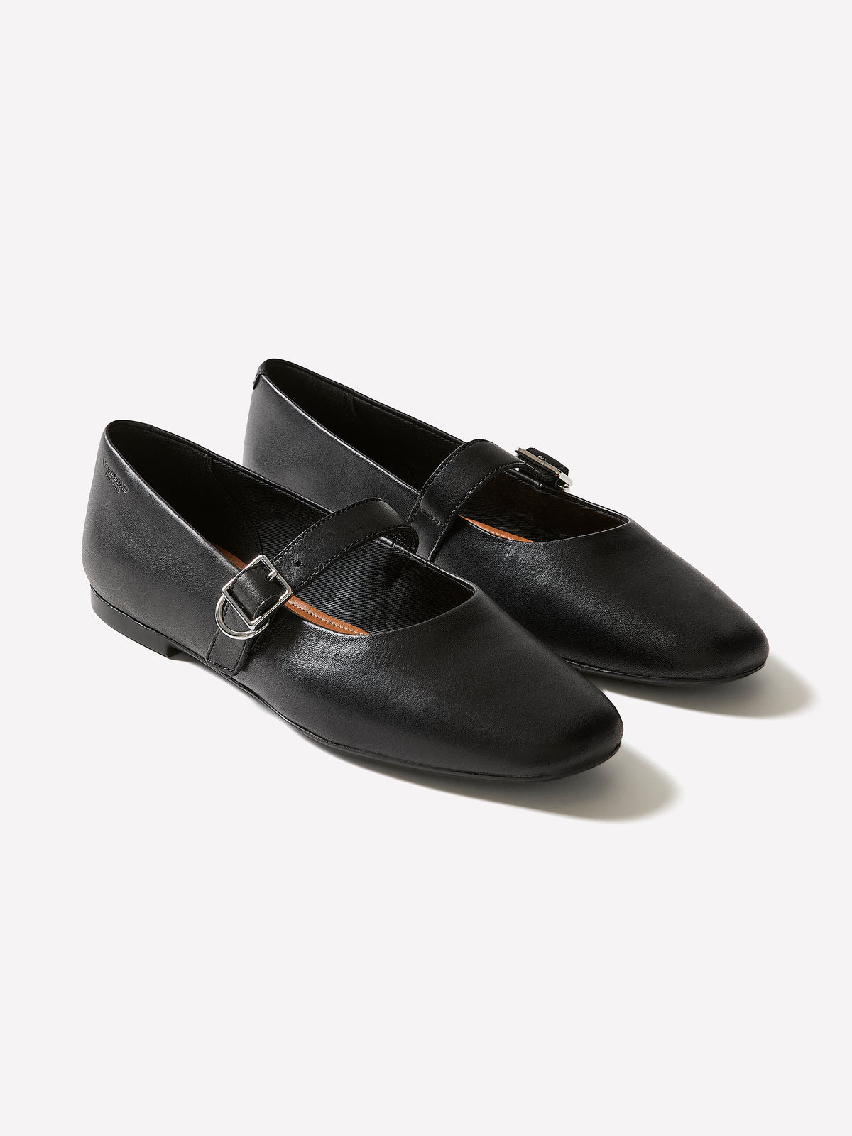 Leather Flat Shoes
