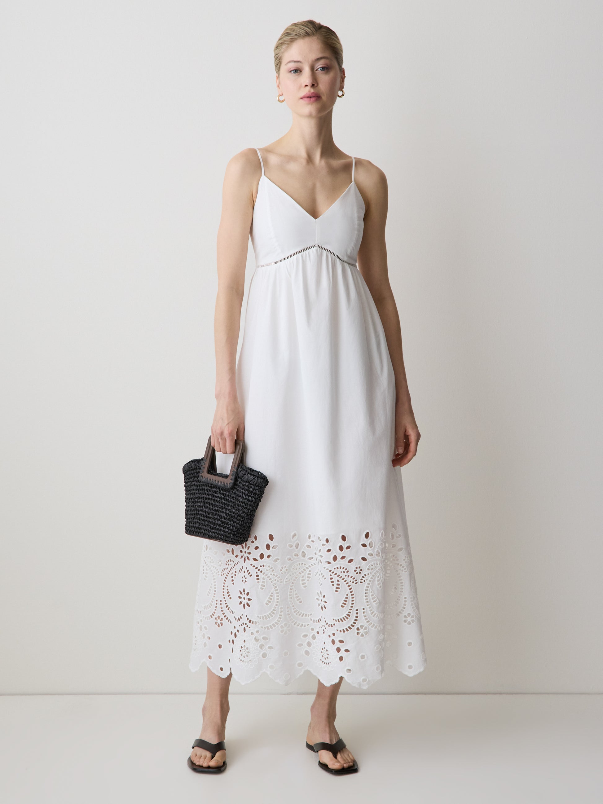 Sleeveless Sweetheart Maxi Dress with Eyelets