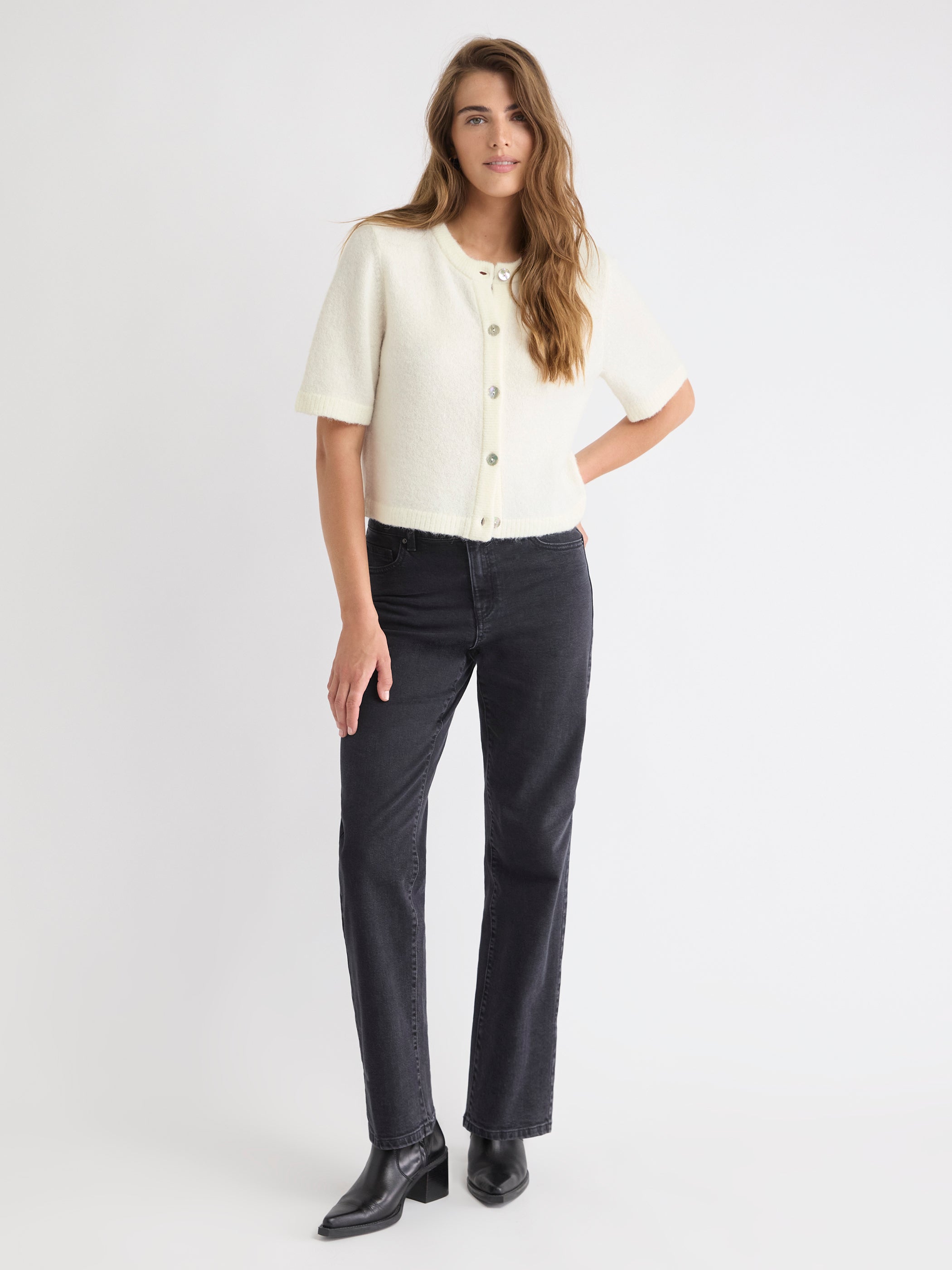 Cardigan en Laine à Manches aux Coudes et Col Rond