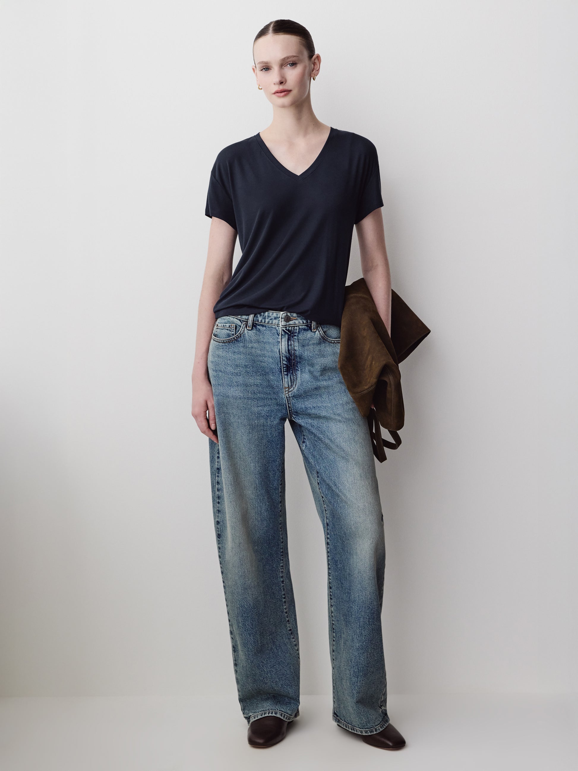 Knit Pullover V-Neck Tee Silk Blend