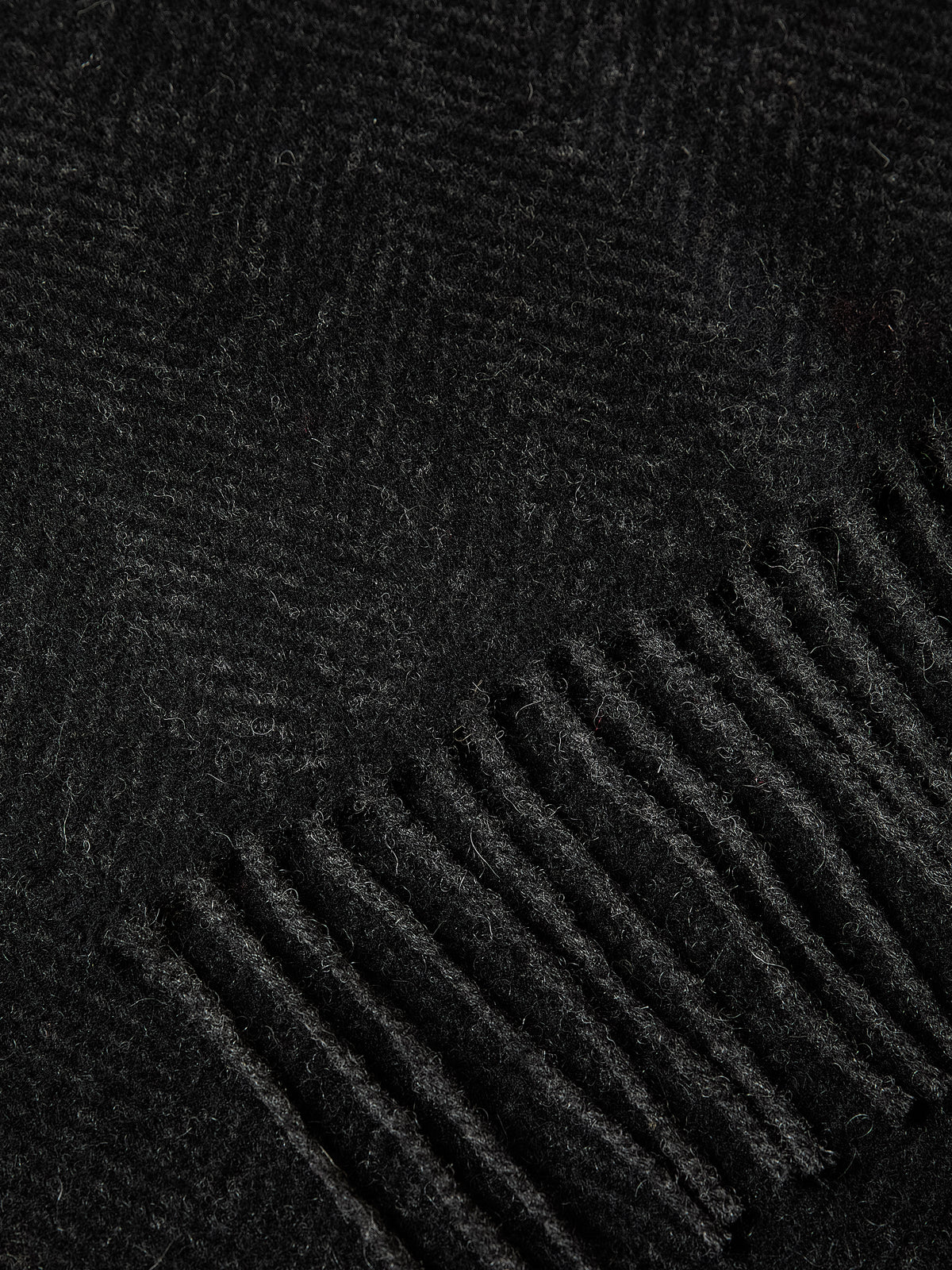 Herringbone Wool Scarf with Fringes