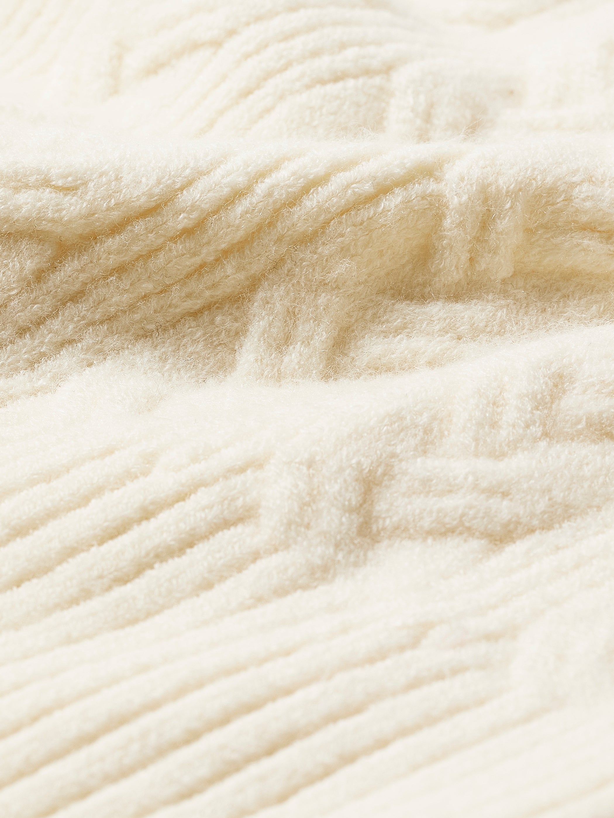 Long-Sleeve Crew-Neck Sweater with Cable Stitches