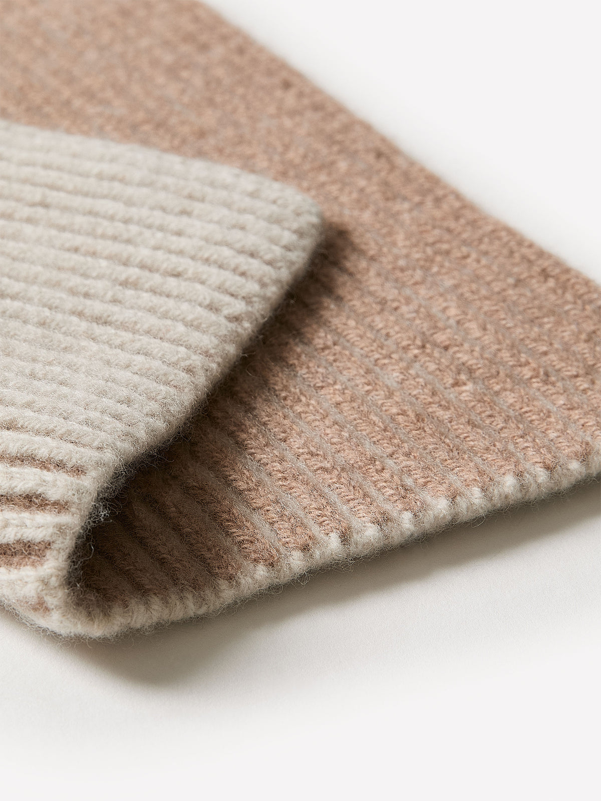 Two-Tone Lambswool Scarf