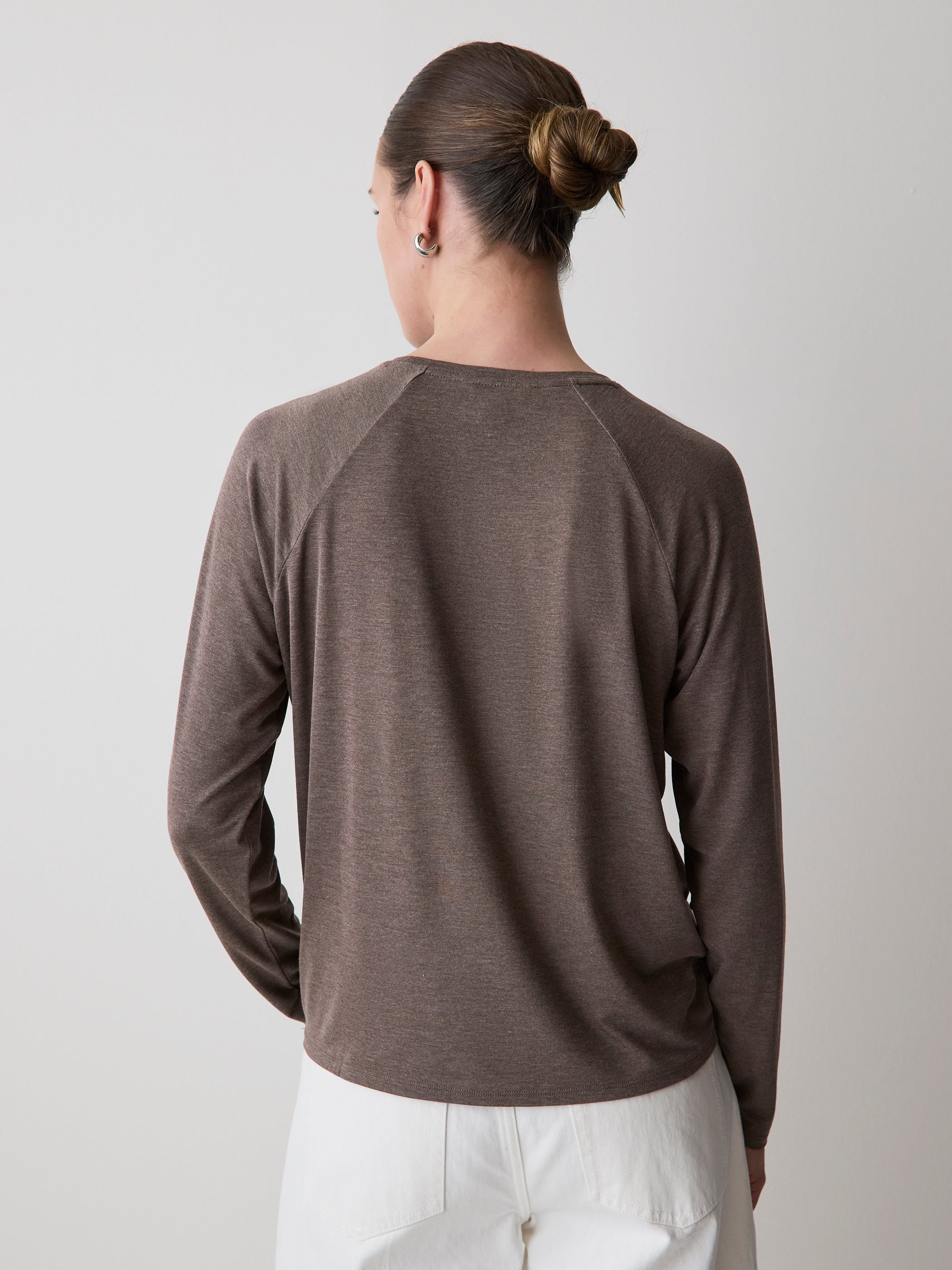 Long-Sleeve Crew-Neck Loose Tee