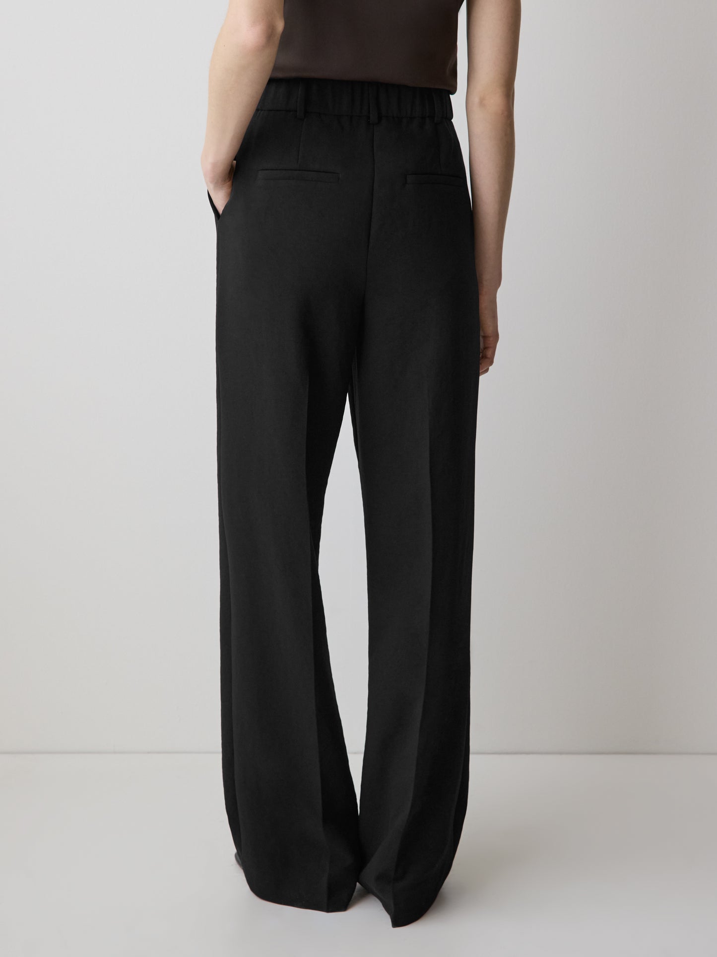 High-Rise Wide-Leg Pant