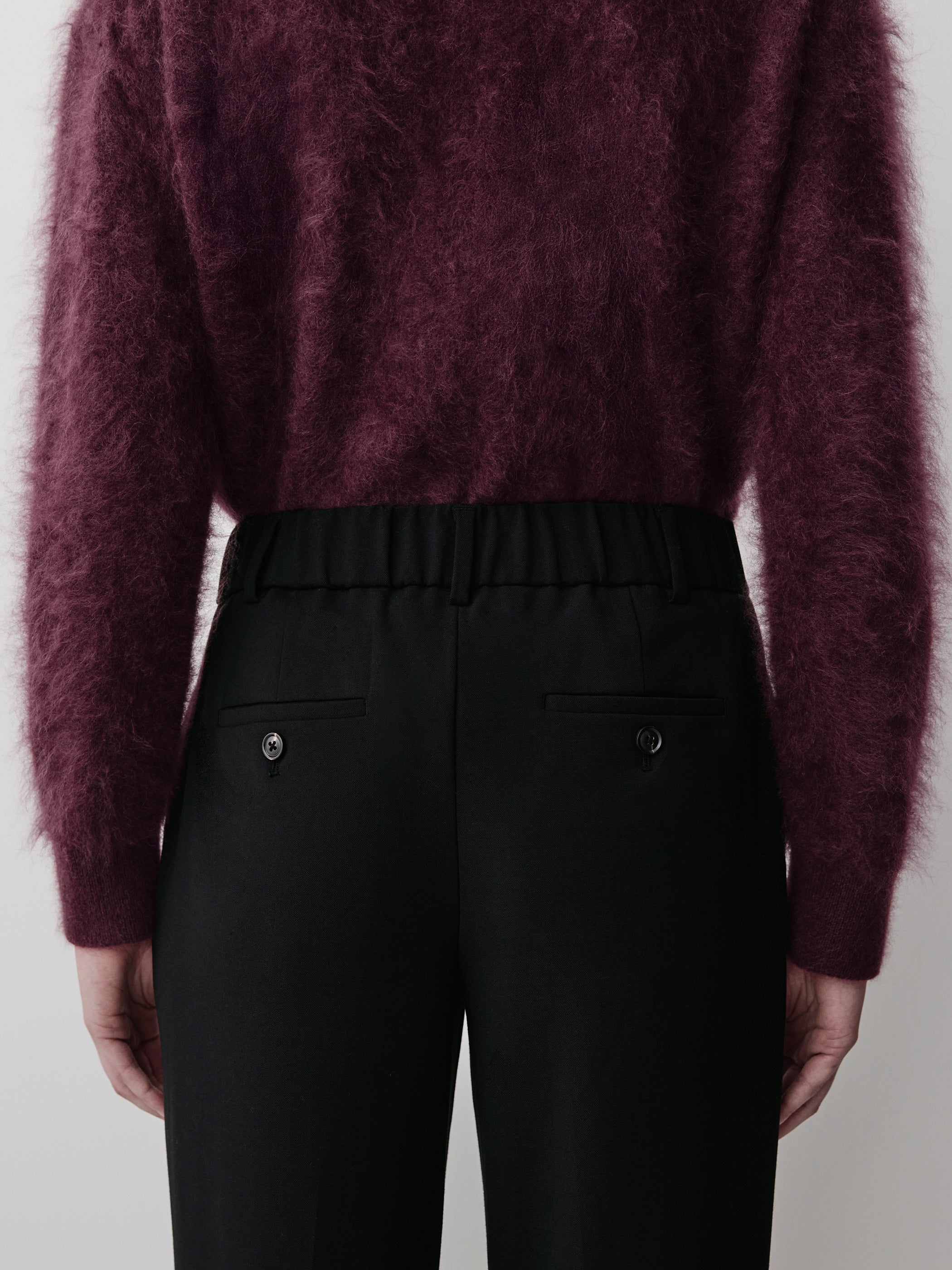 Mid-Rise Straight-Leg Cropped Pant