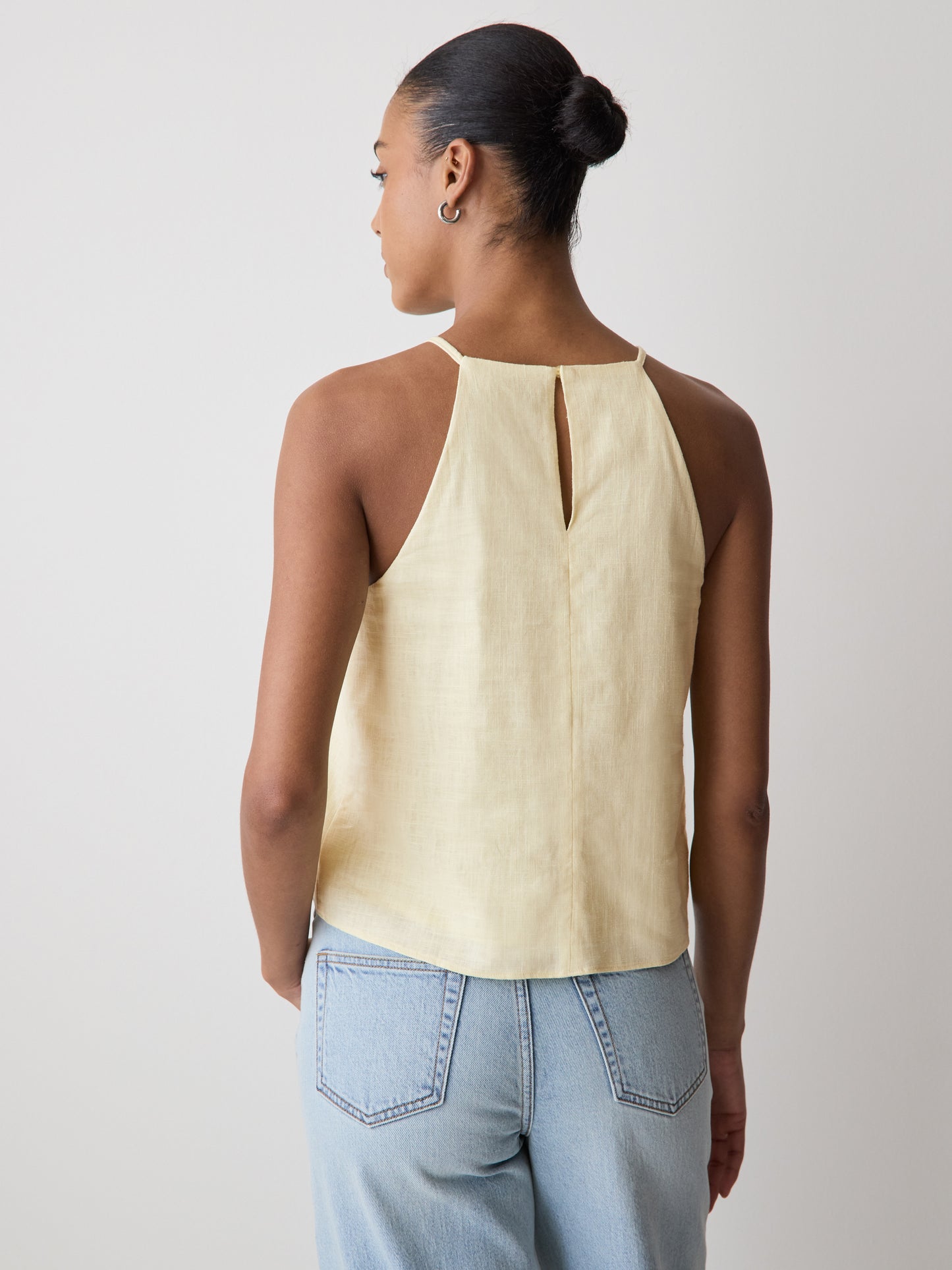 Woven Linen Blend Halter Top with Pleats