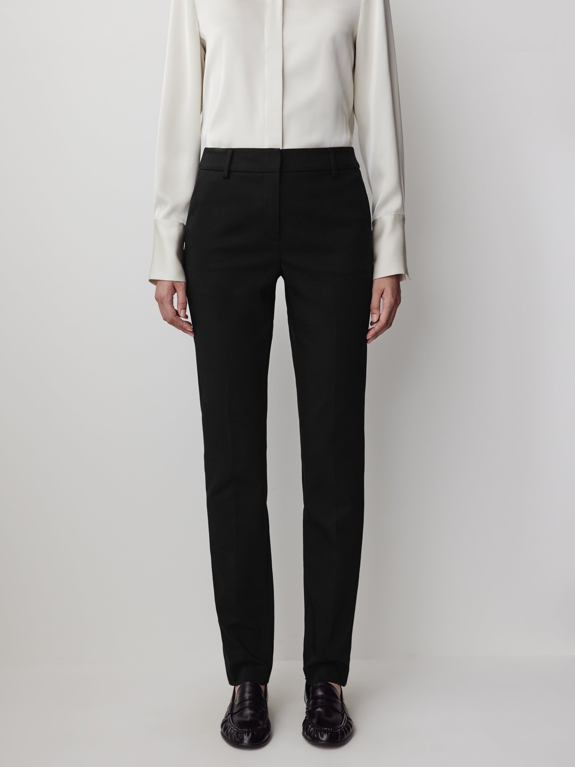 Limitless Black Mid-Rise Long Slim-Leg Signature Fit Pant