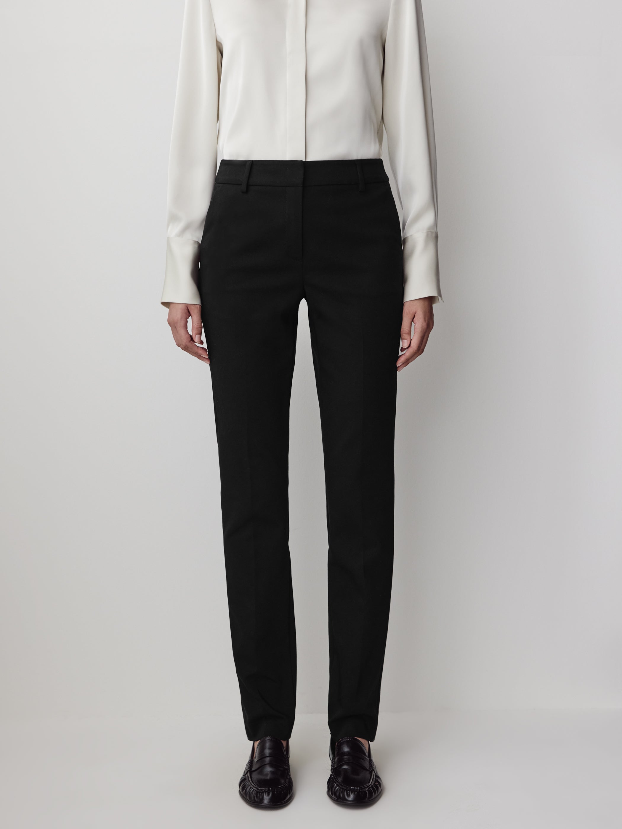 Limitless Black Mid-Rise Long Slim-Leg Signature Fit Pant