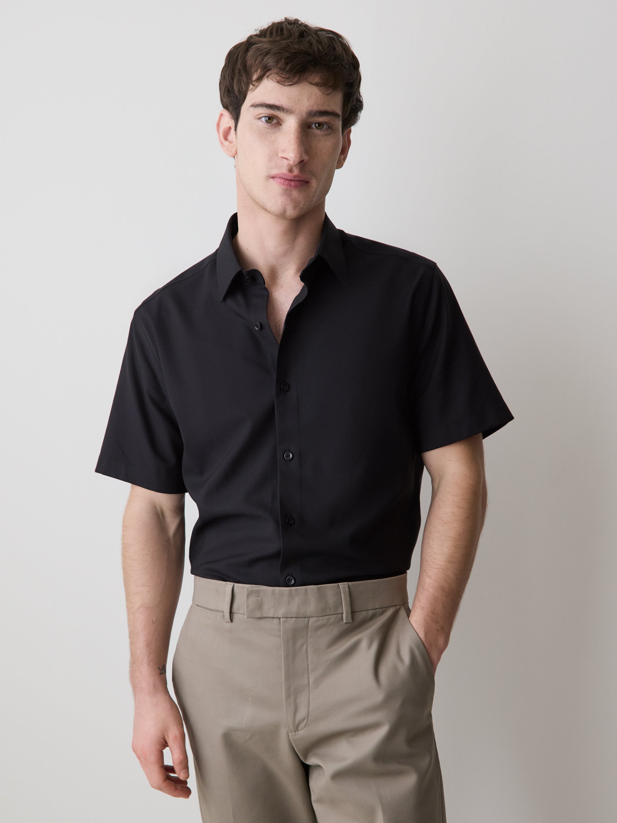 Short-Sleeve Slim Fit Knit-Like Dress Shirt