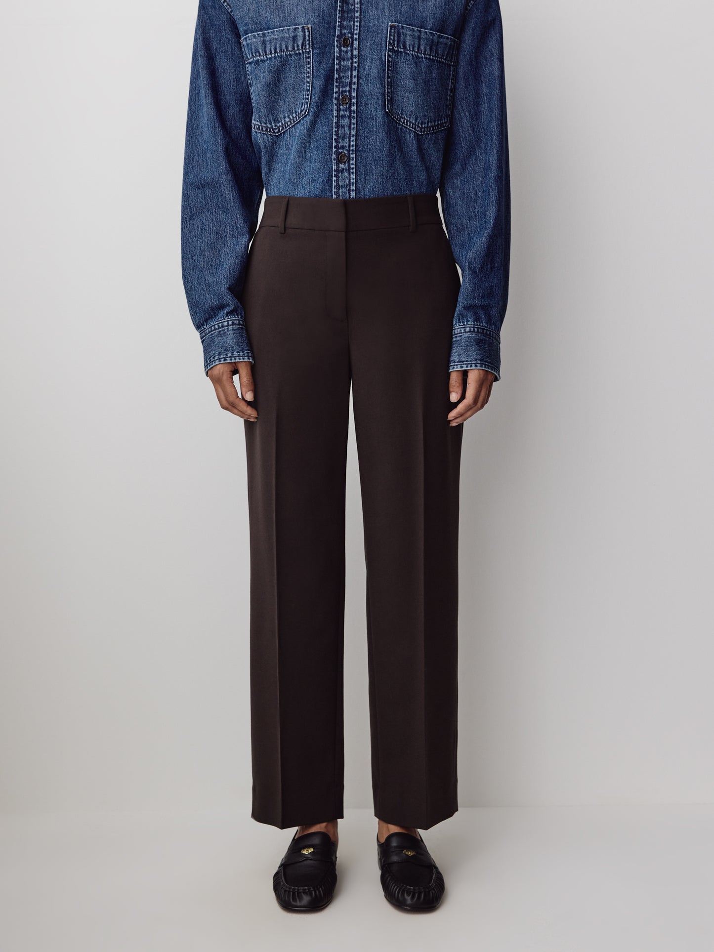 Woven Straight Crop Pant Mid Rise Stretch Fabric