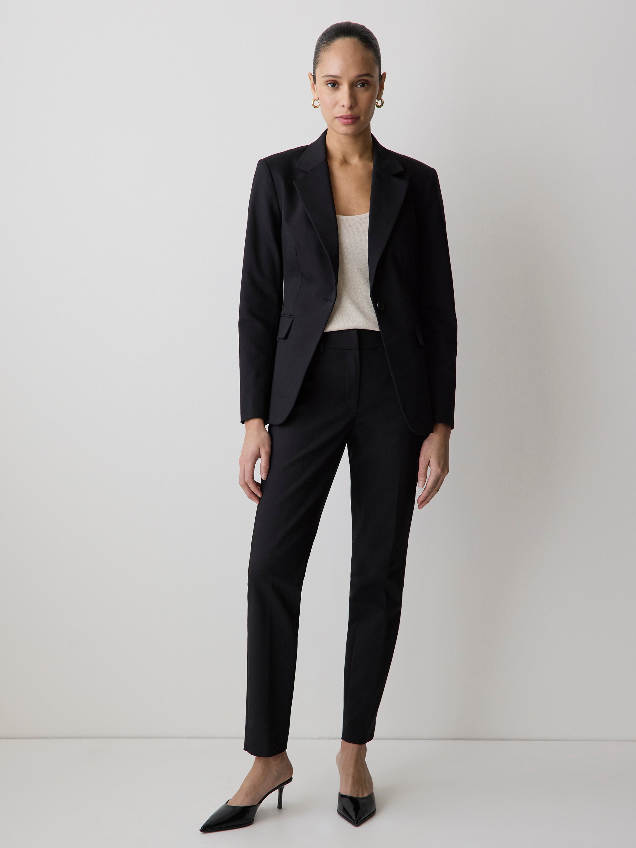 Pantalon Indispensable Cheville Coupe Courbes Noir à Jambe Étroite et Taille Mi-Haute