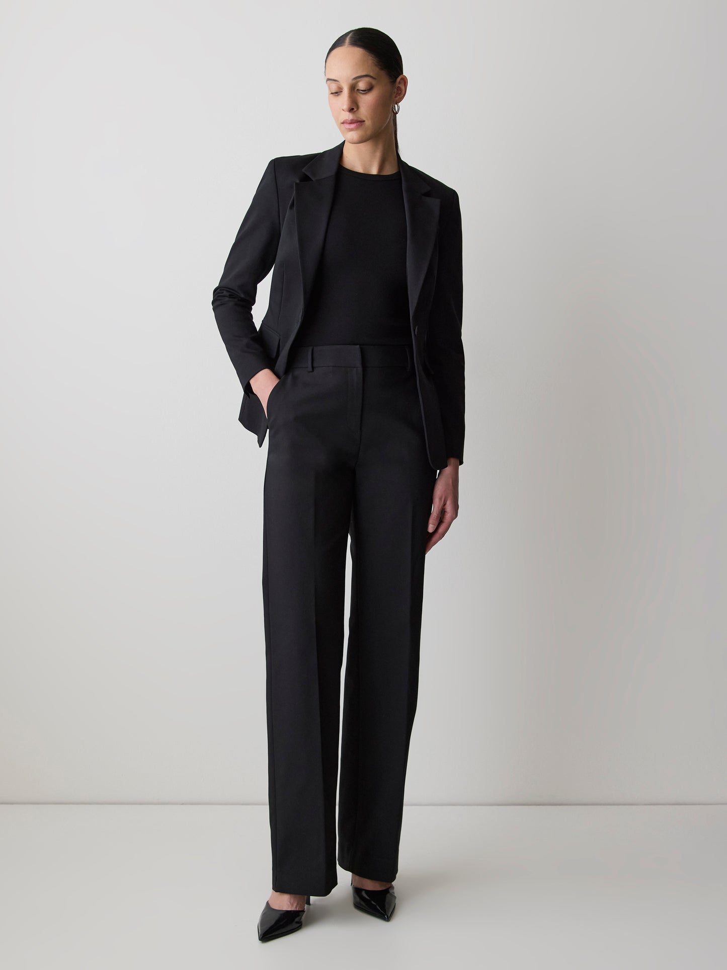 Limitless High-Rise Wide-Leg Signature Fit Pant