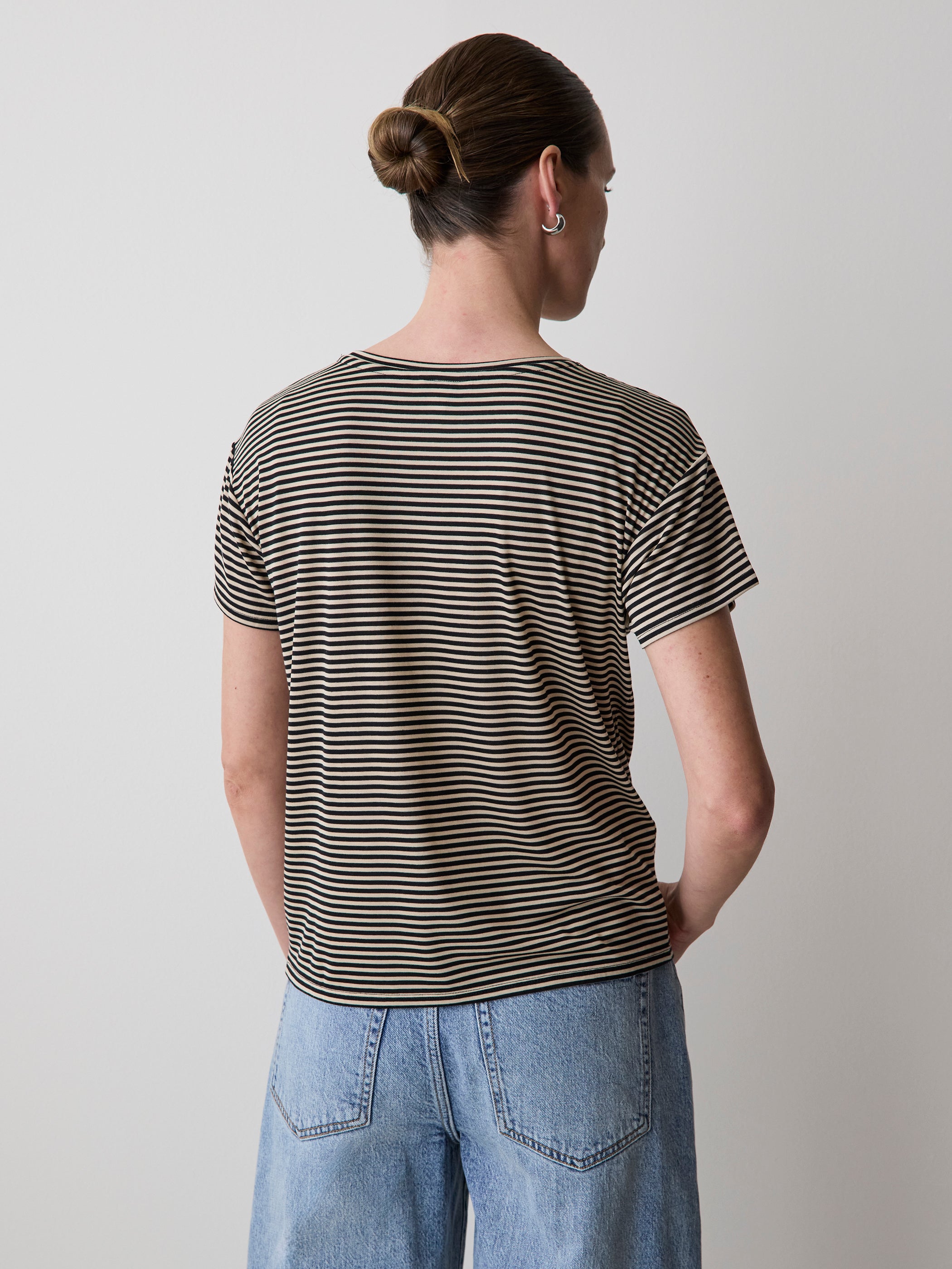 Short-Sleeve Crew-Neck Boxy Tee