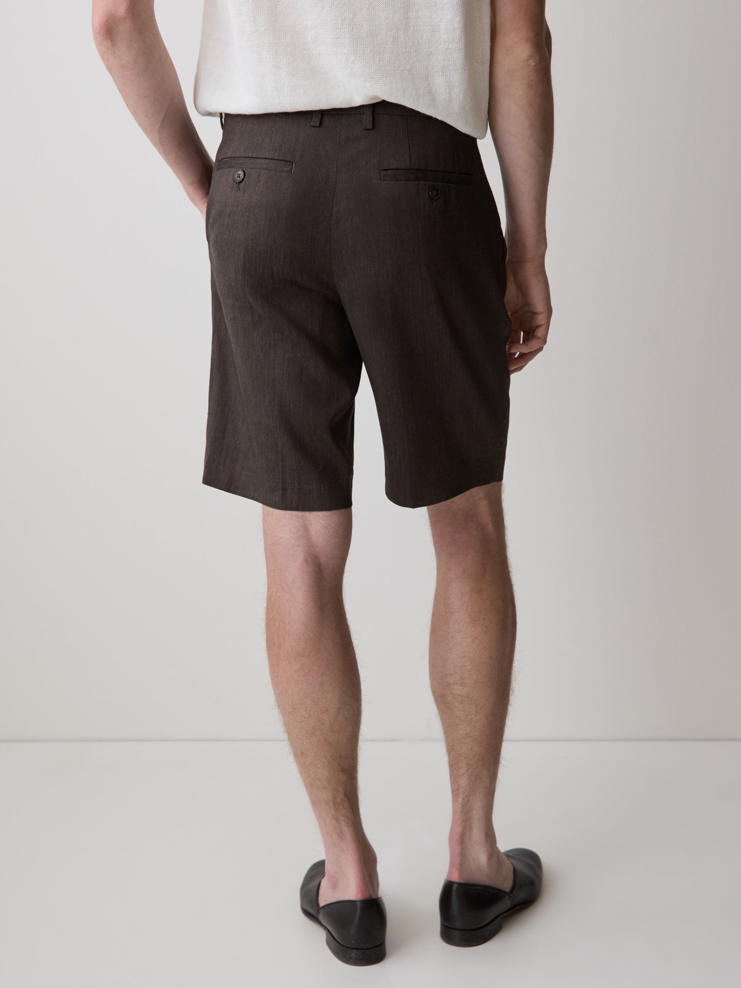 Linen-Blend Pleated Shorts