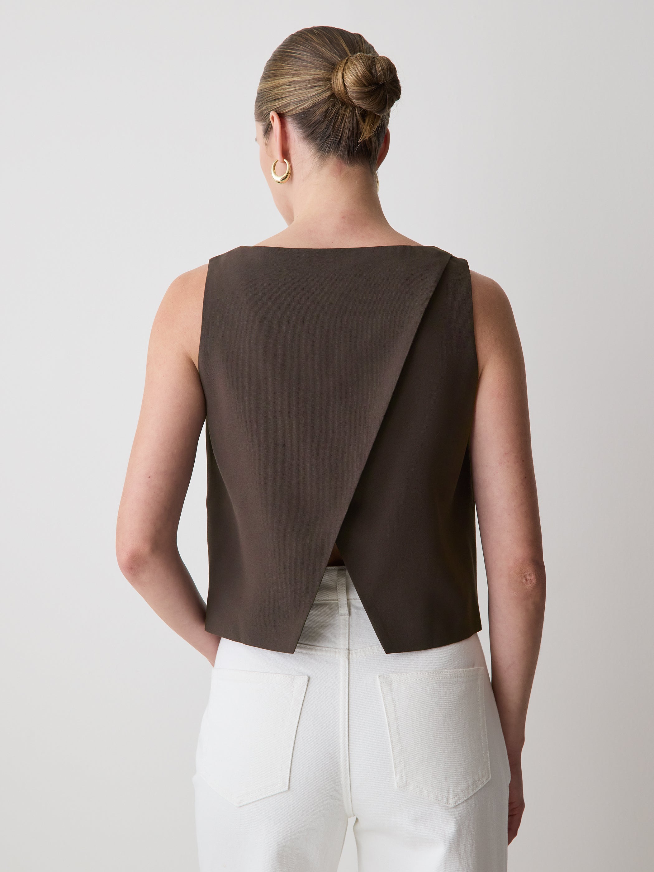 Camisole à Col Rond avec Détail Croisé au Dos