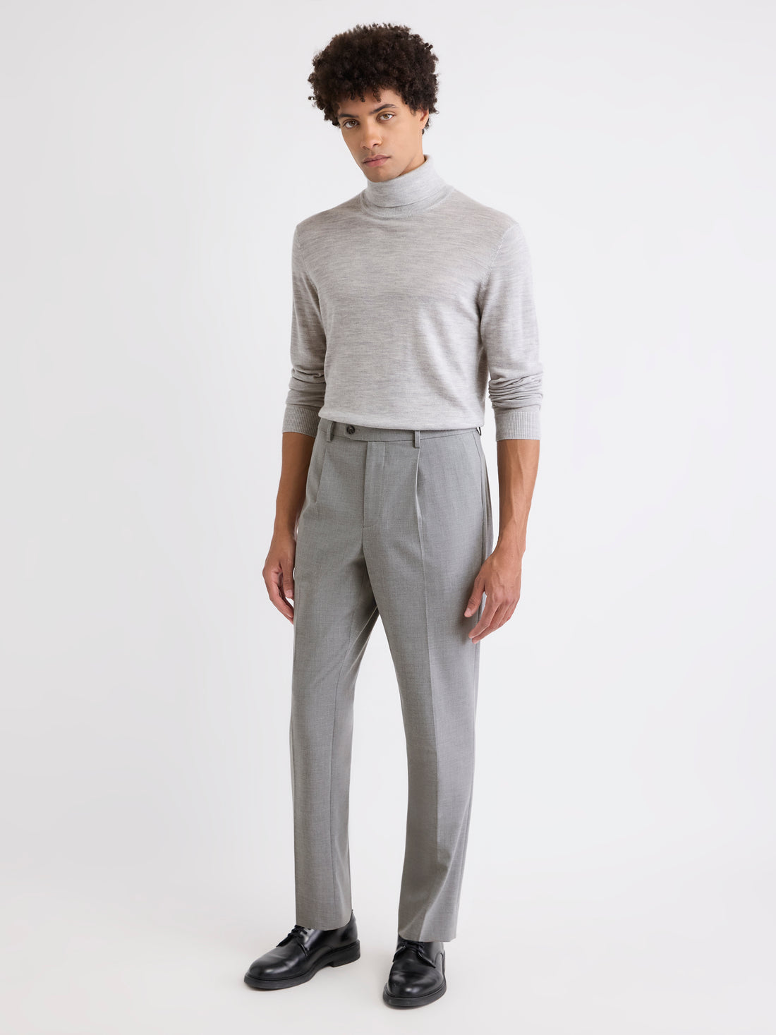 Wool-Blend Tapered-Leg Pleated Dress Pant