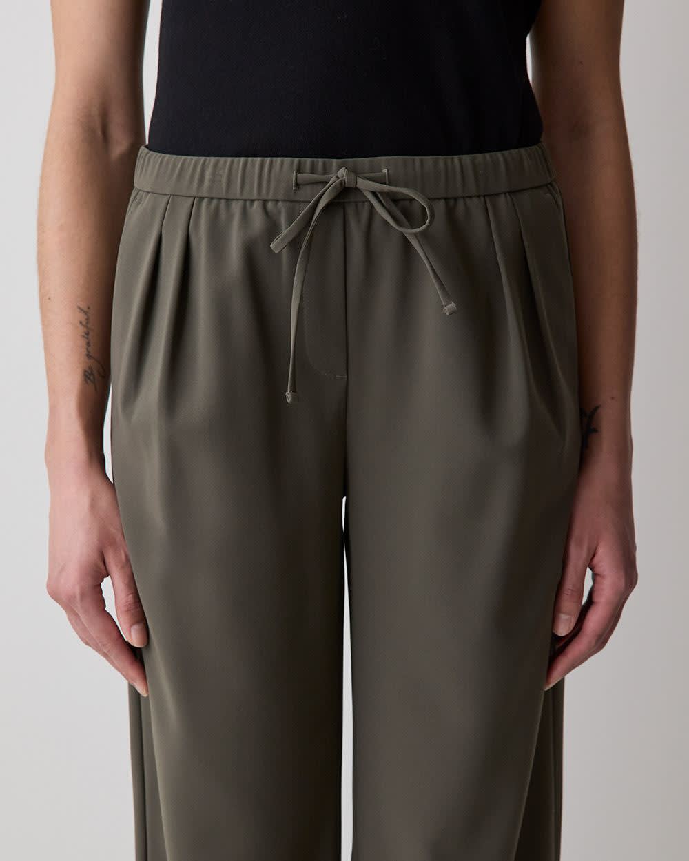 Pull-On Mid-Rise Wide-Leg Pant