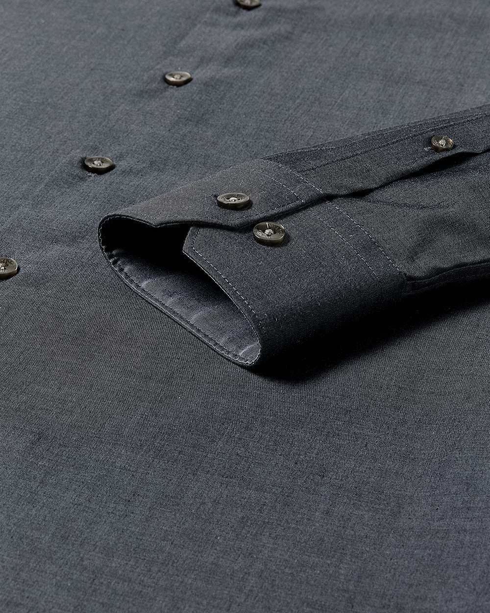 Chemise Habillée Style Denim à Coupe Étroite