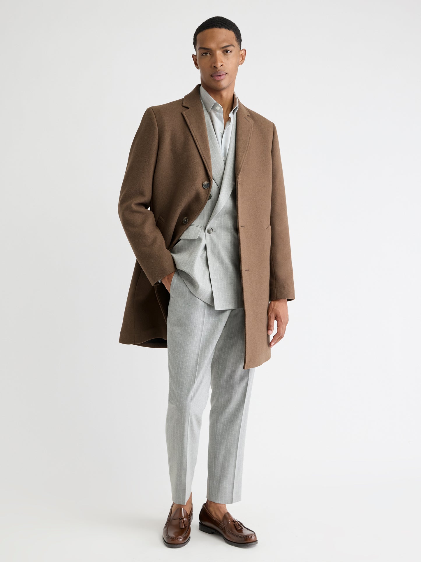 Classic Wool Coat with Tailored Collar