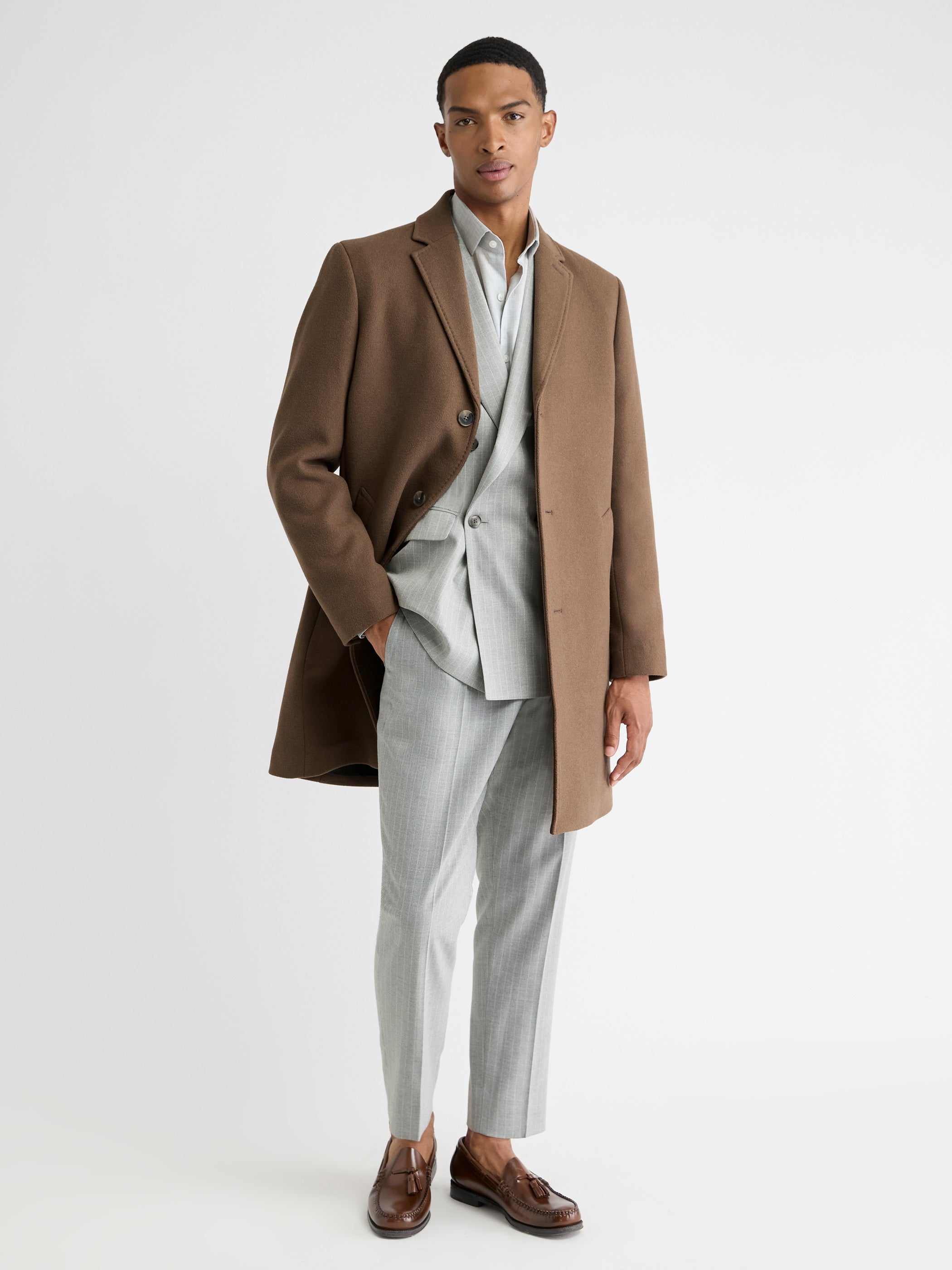 Classic Wool Coat with Tailored Collar