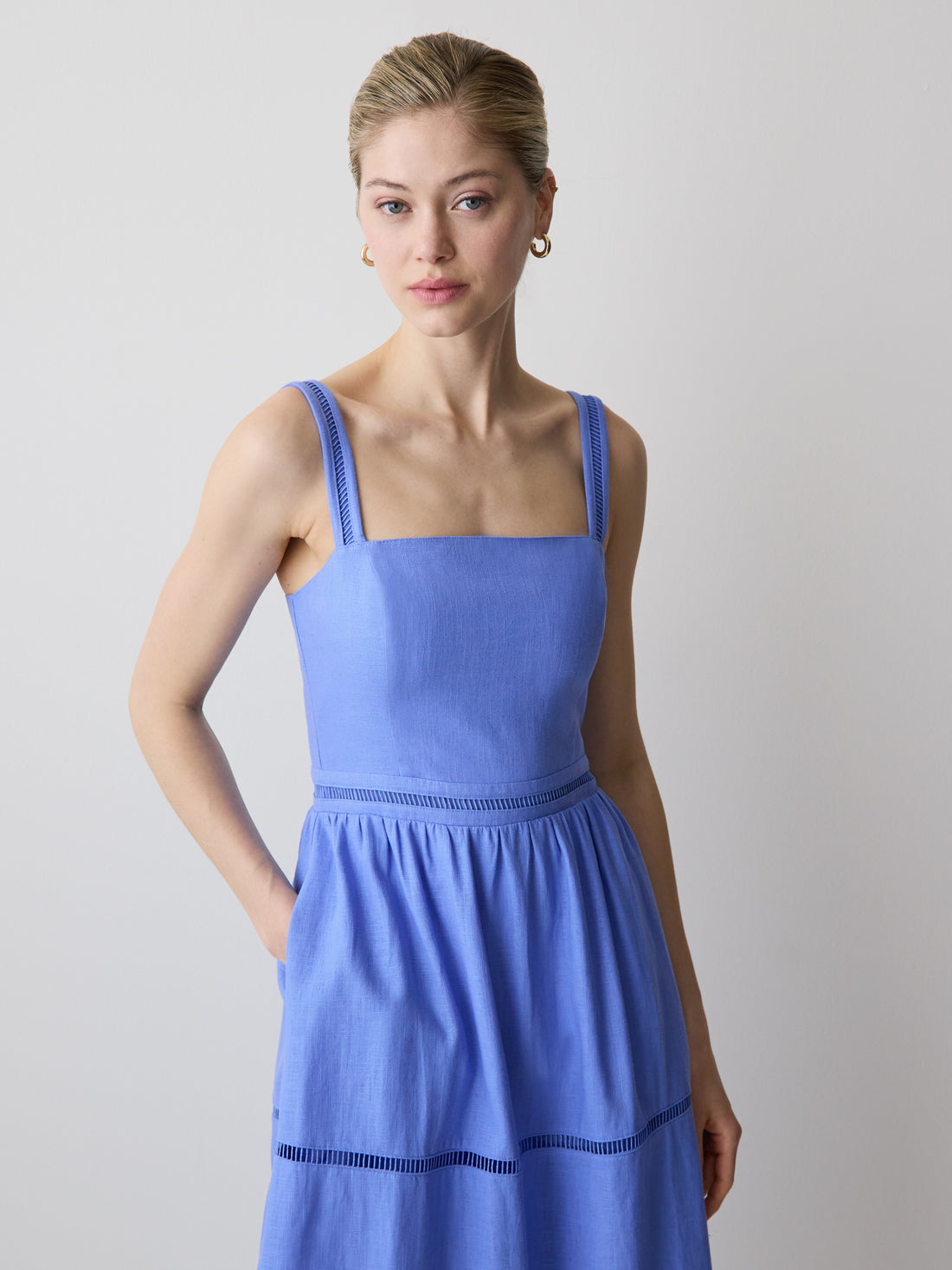 Women's Sleeveless Square-Neck Linen-Blend Midi Dress – RW&CO