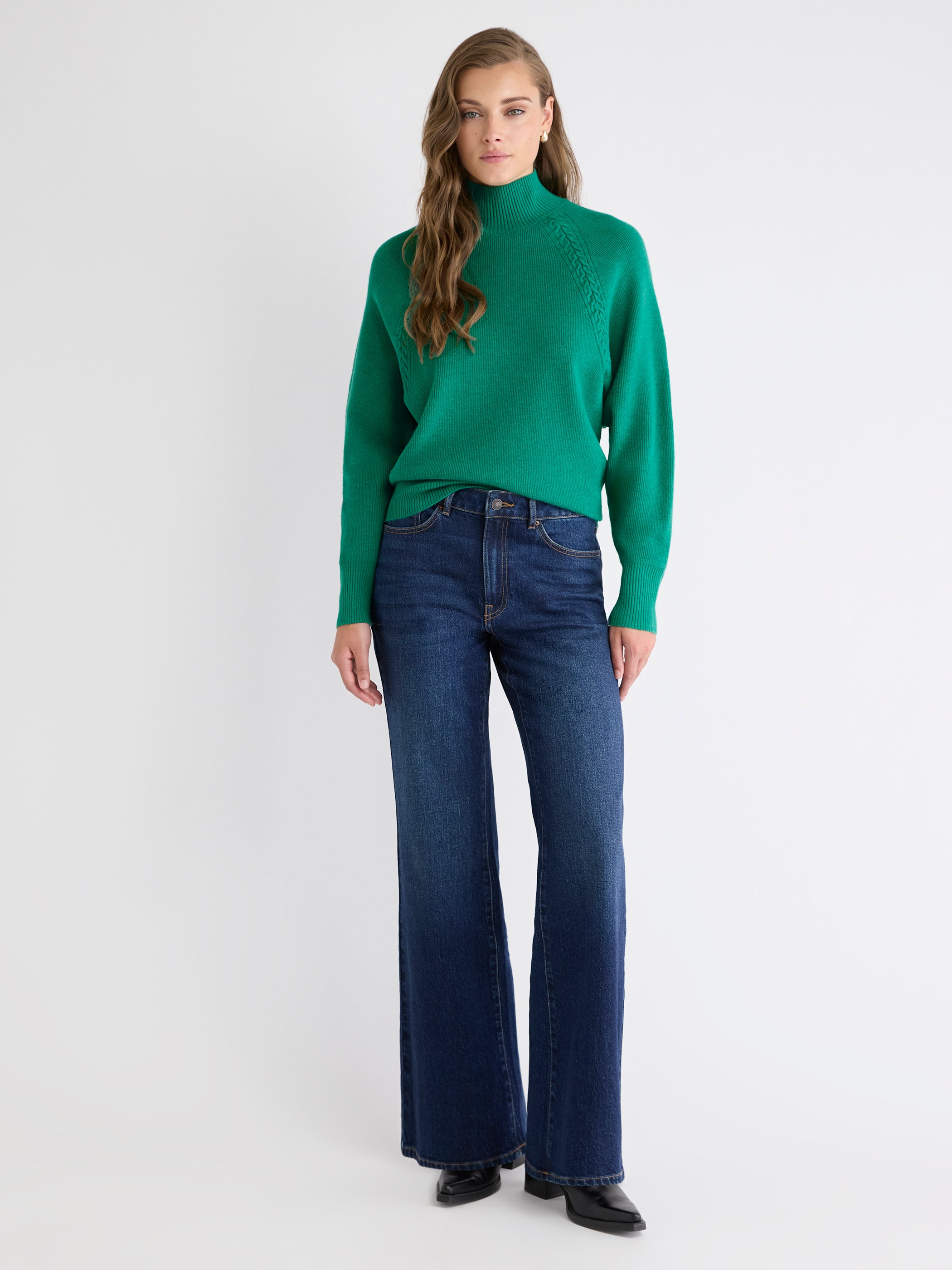 Pull Côtelé à Col Montant et Manches Longues