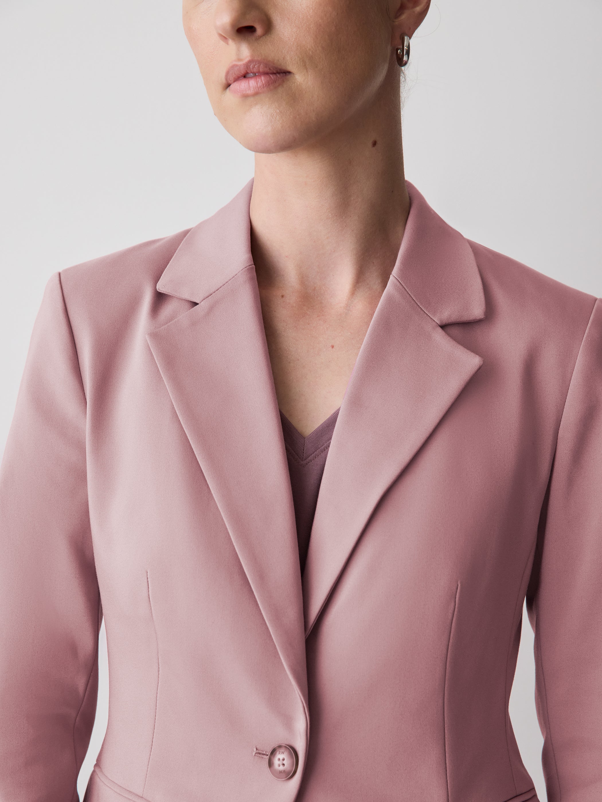 Limitless One-Button Fitted Blazer