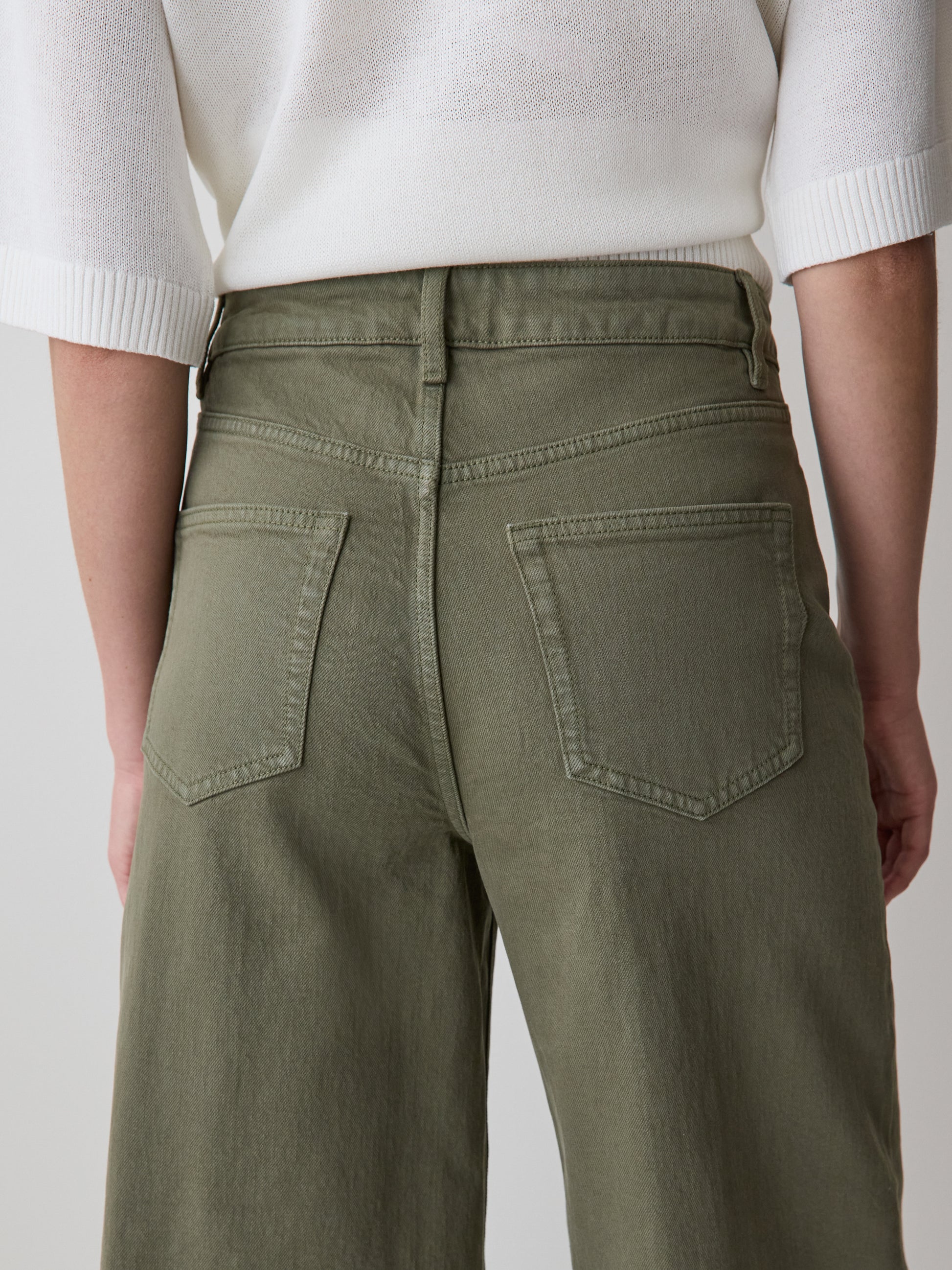 High-Rise Wide-Leg Cropped Jeans