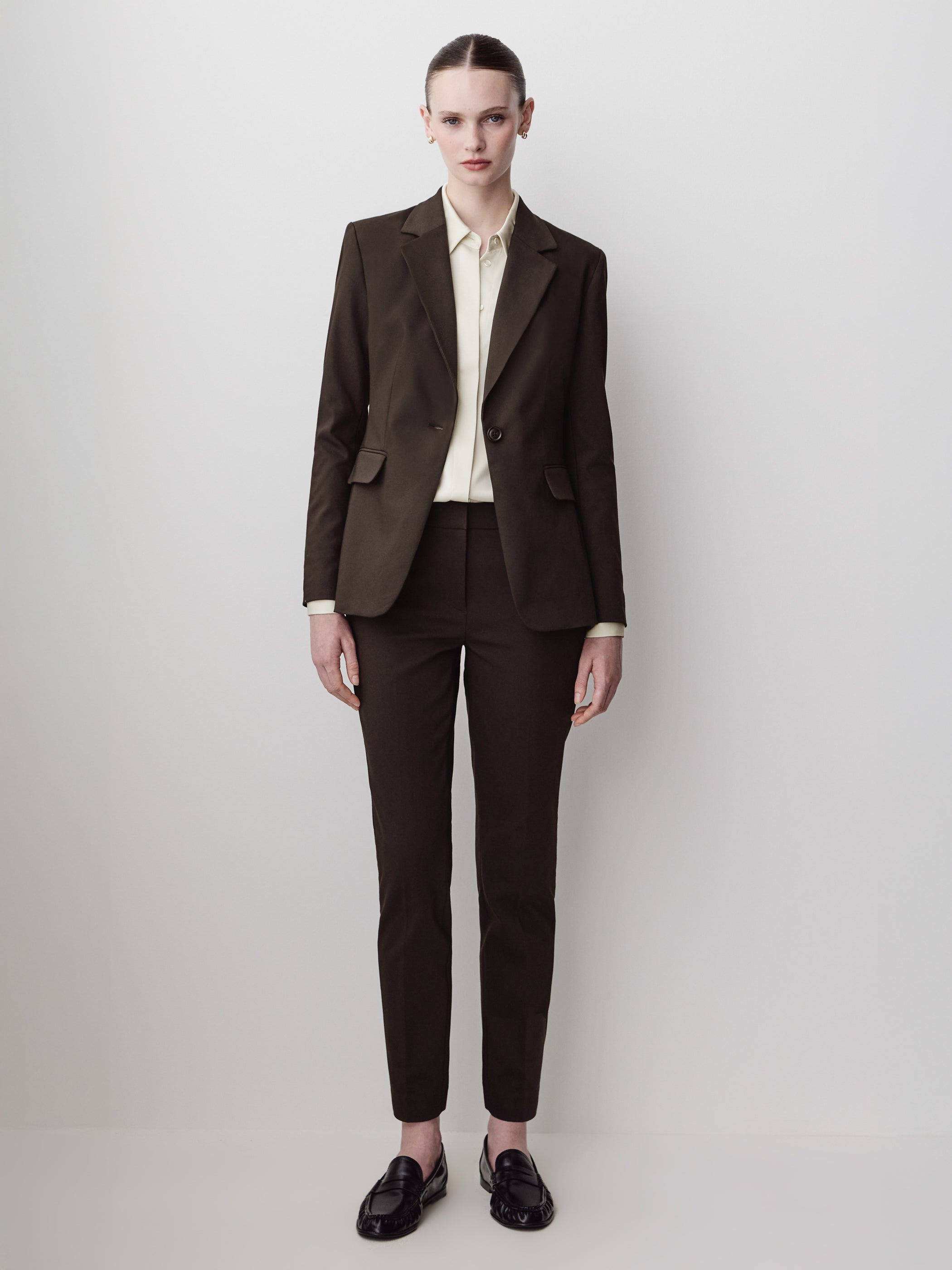 One-Button Fitted Blazer