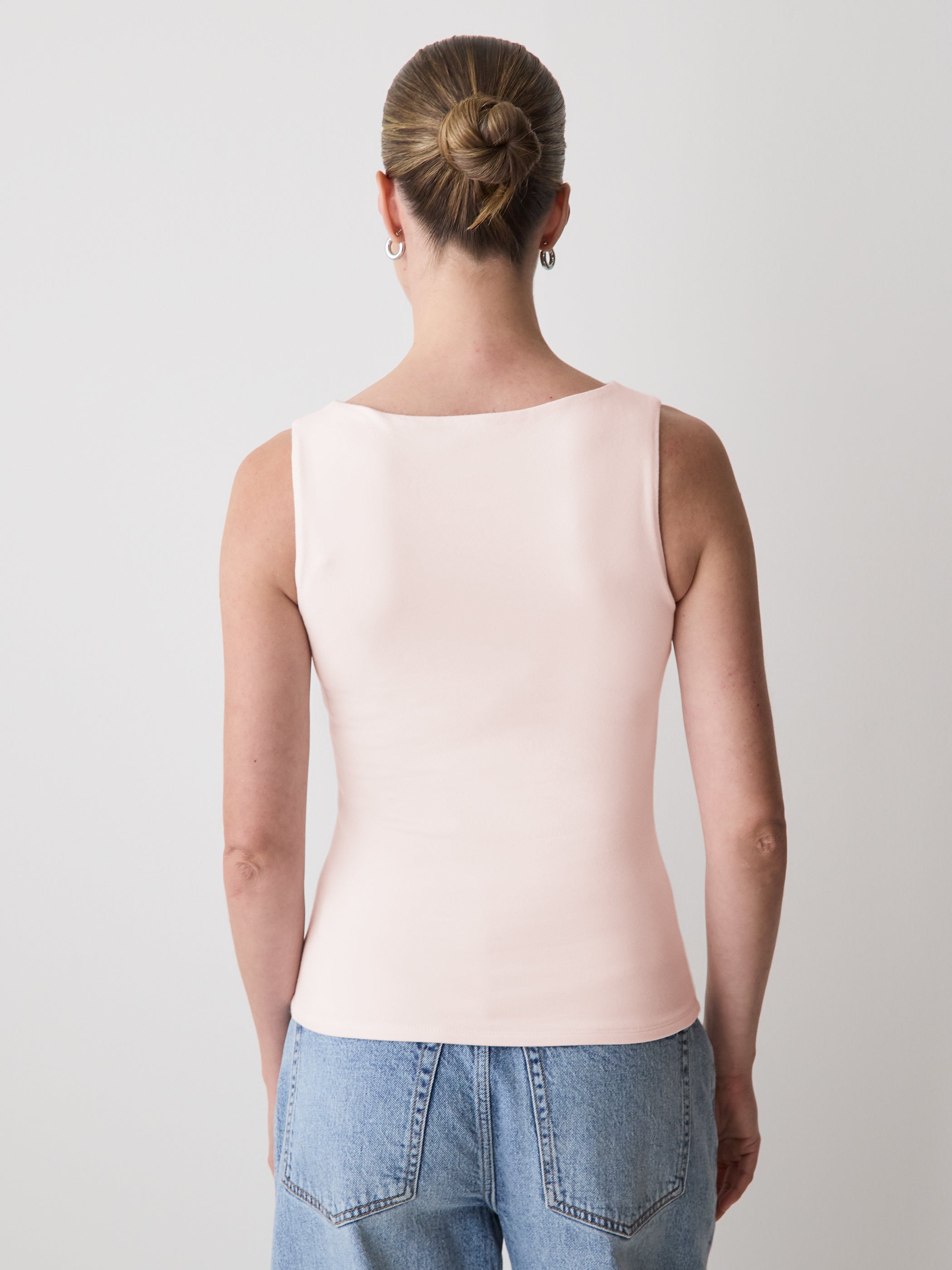 Women's Organic Cotton Fitted Boat-Neck Sleeveless Cami – RW&CO