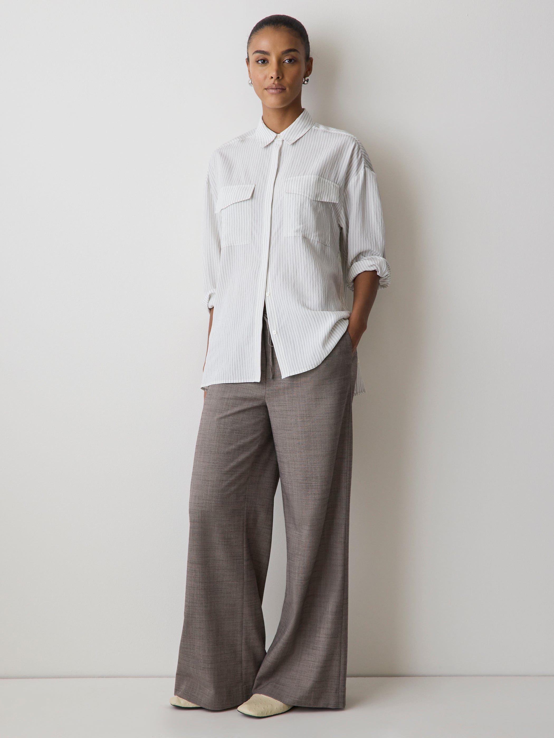 Blouse Boutonnée Rayée à Manches Longues avec Poches