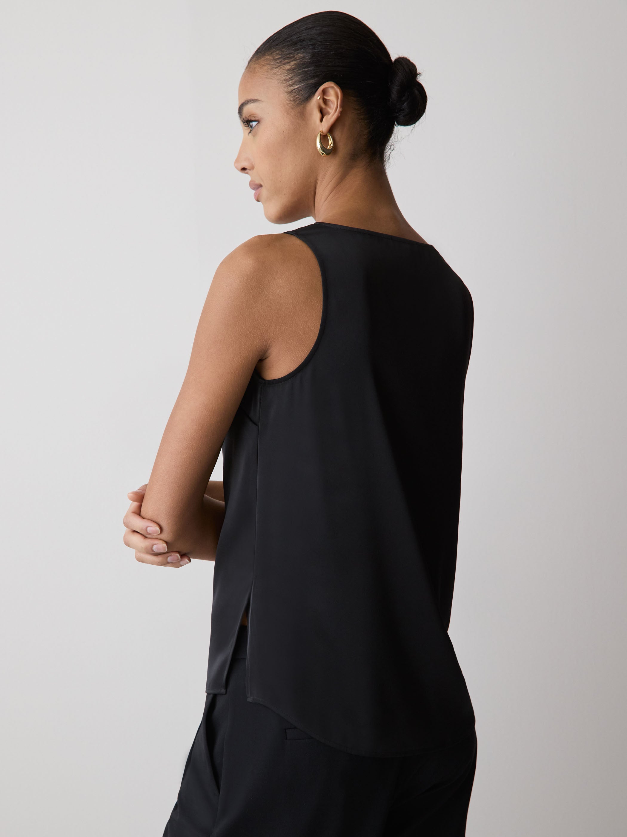 Camisole Satinée à Col en U
