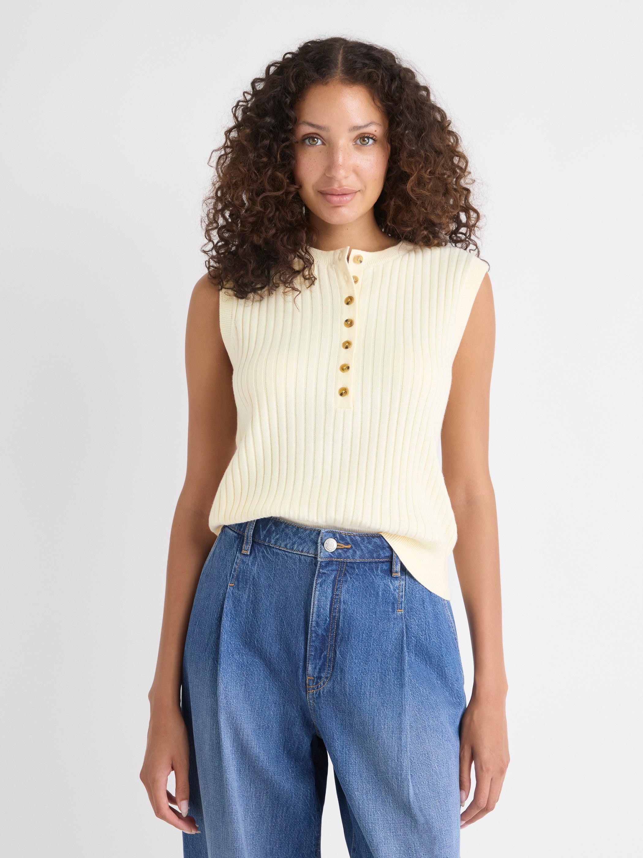 Veste Courte à Col Henley