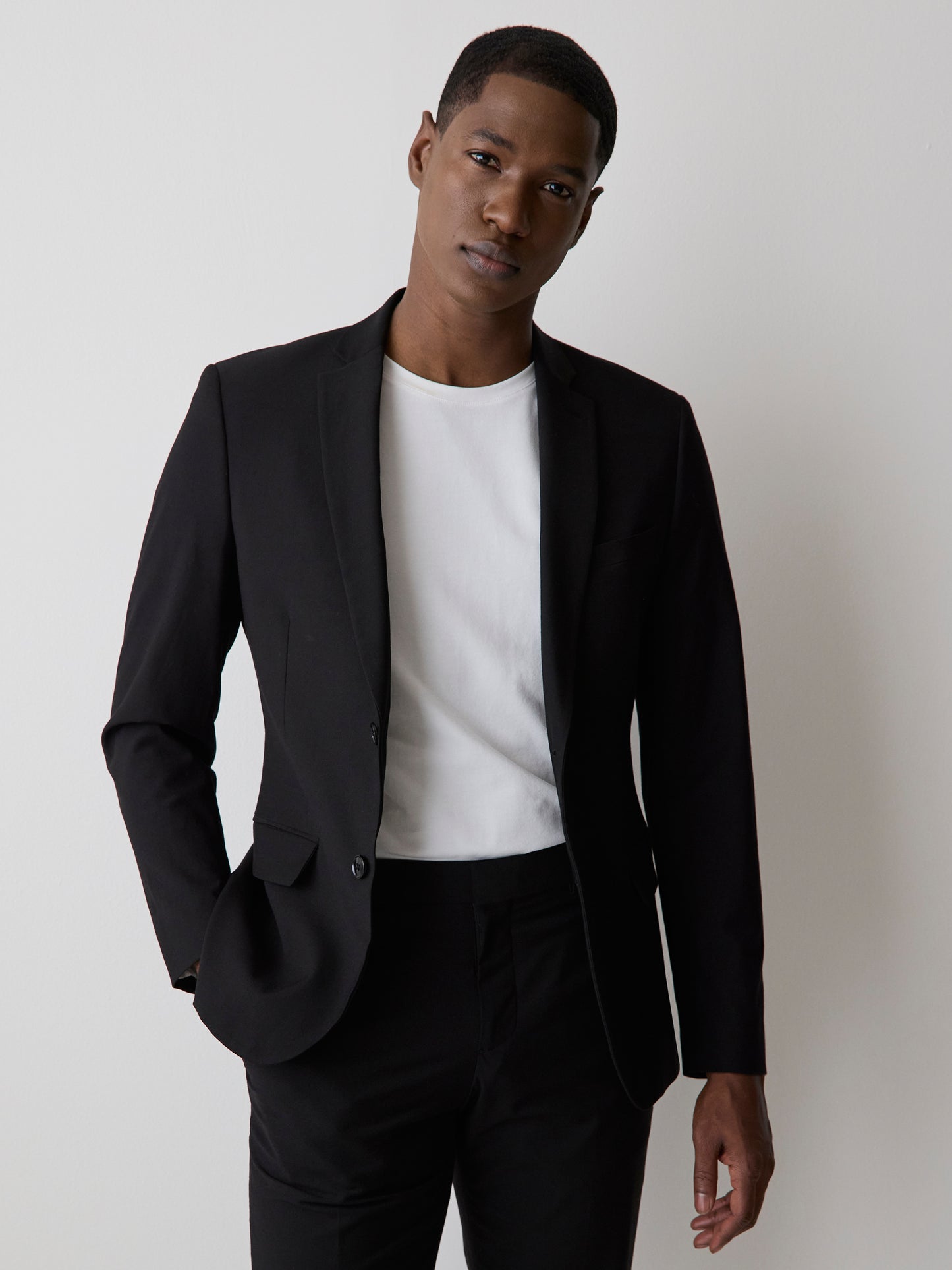 Veston De Complet Essentiel Coupe Ajustée En Mélange De Laine