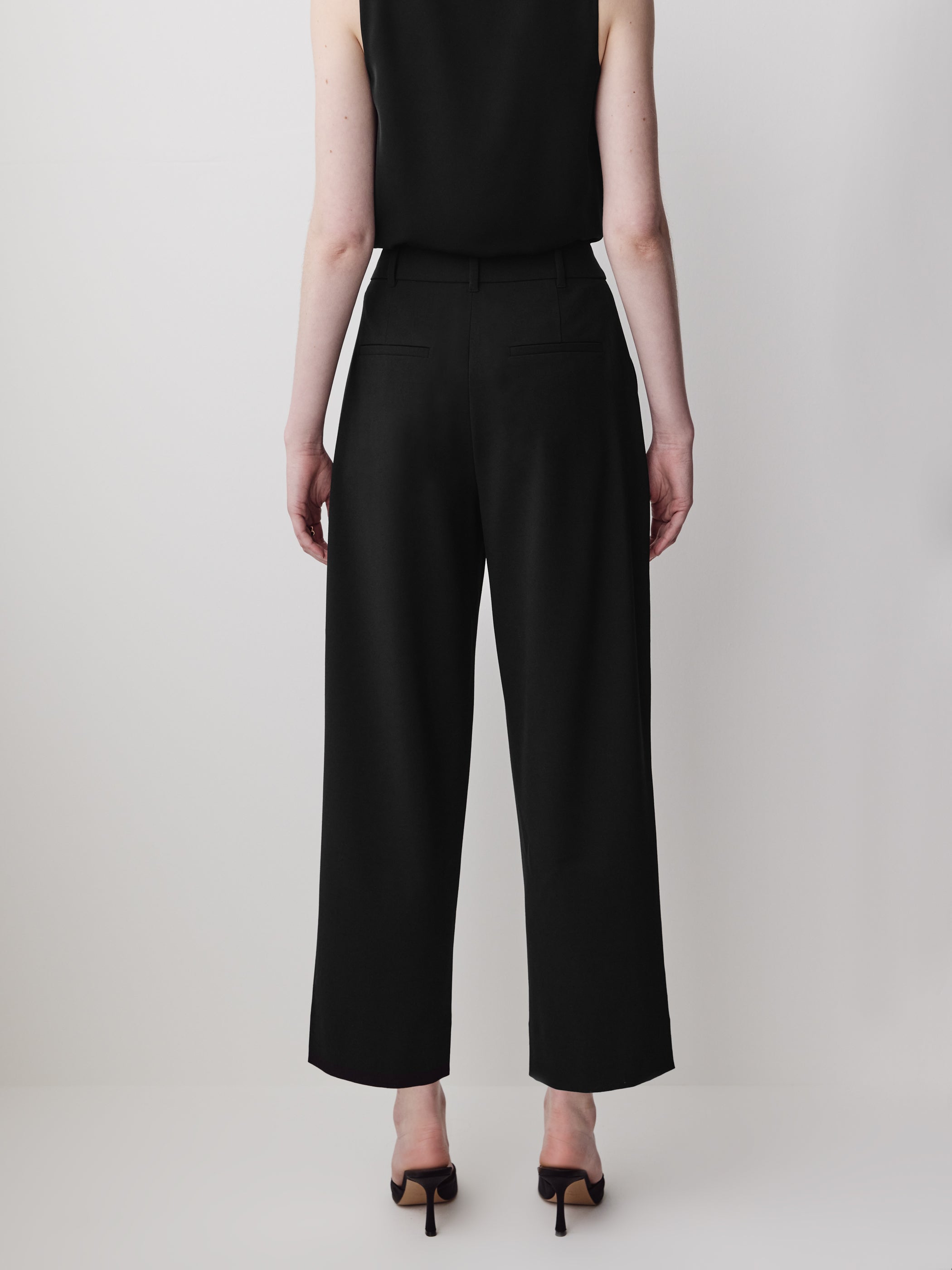 Twill High-Rise Barrel Ankle Pant