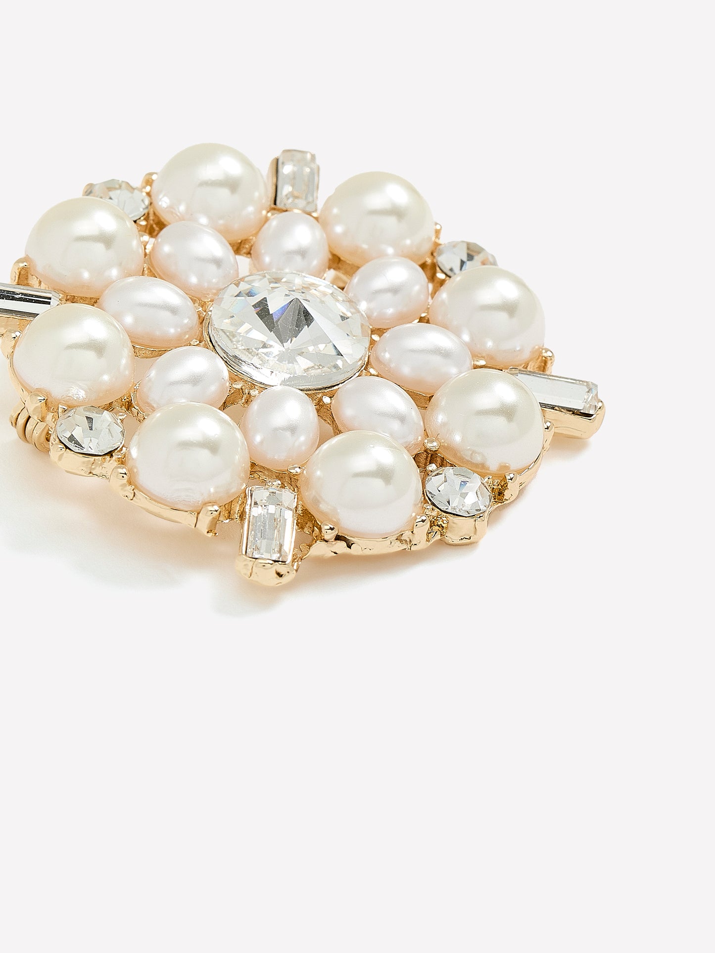 Pearl Brooch with Rhinestones