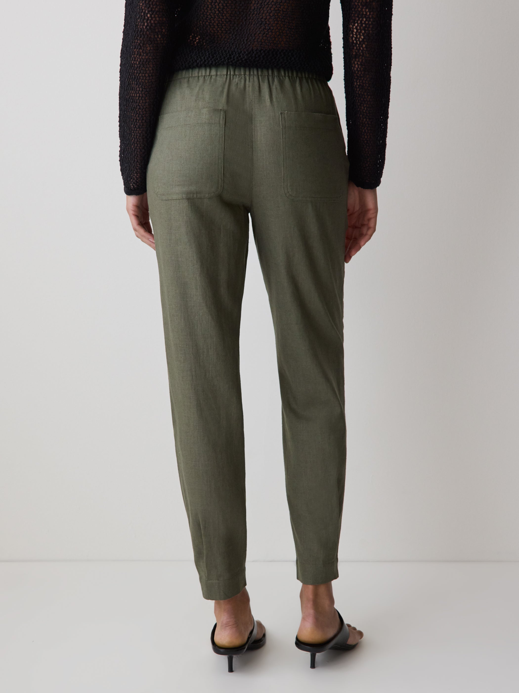 Linen Mid-Rise Tapered-Leg Jogger Pant