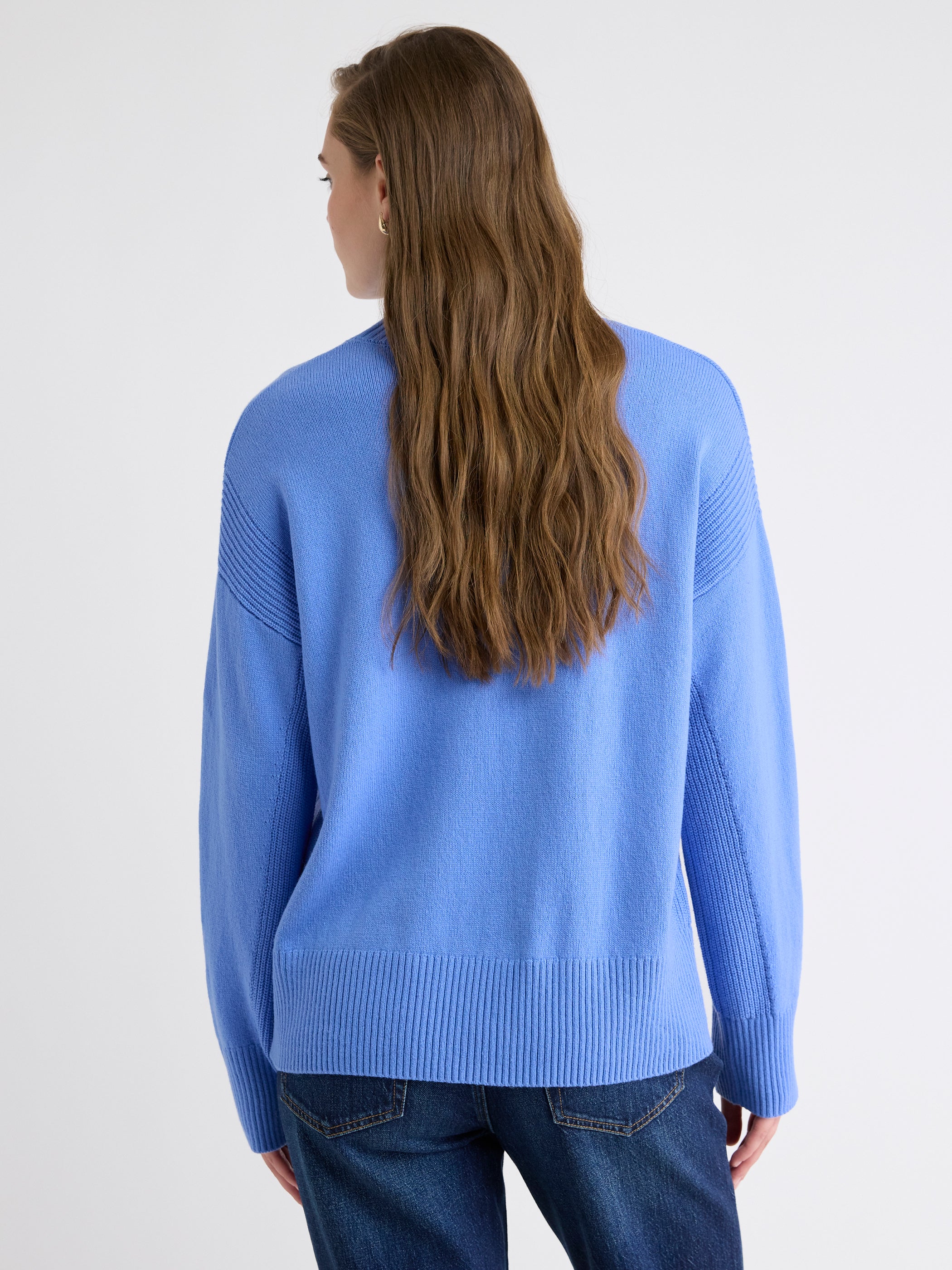 Pull Laine Mérinos à Manches Longues et Col Entonnoir