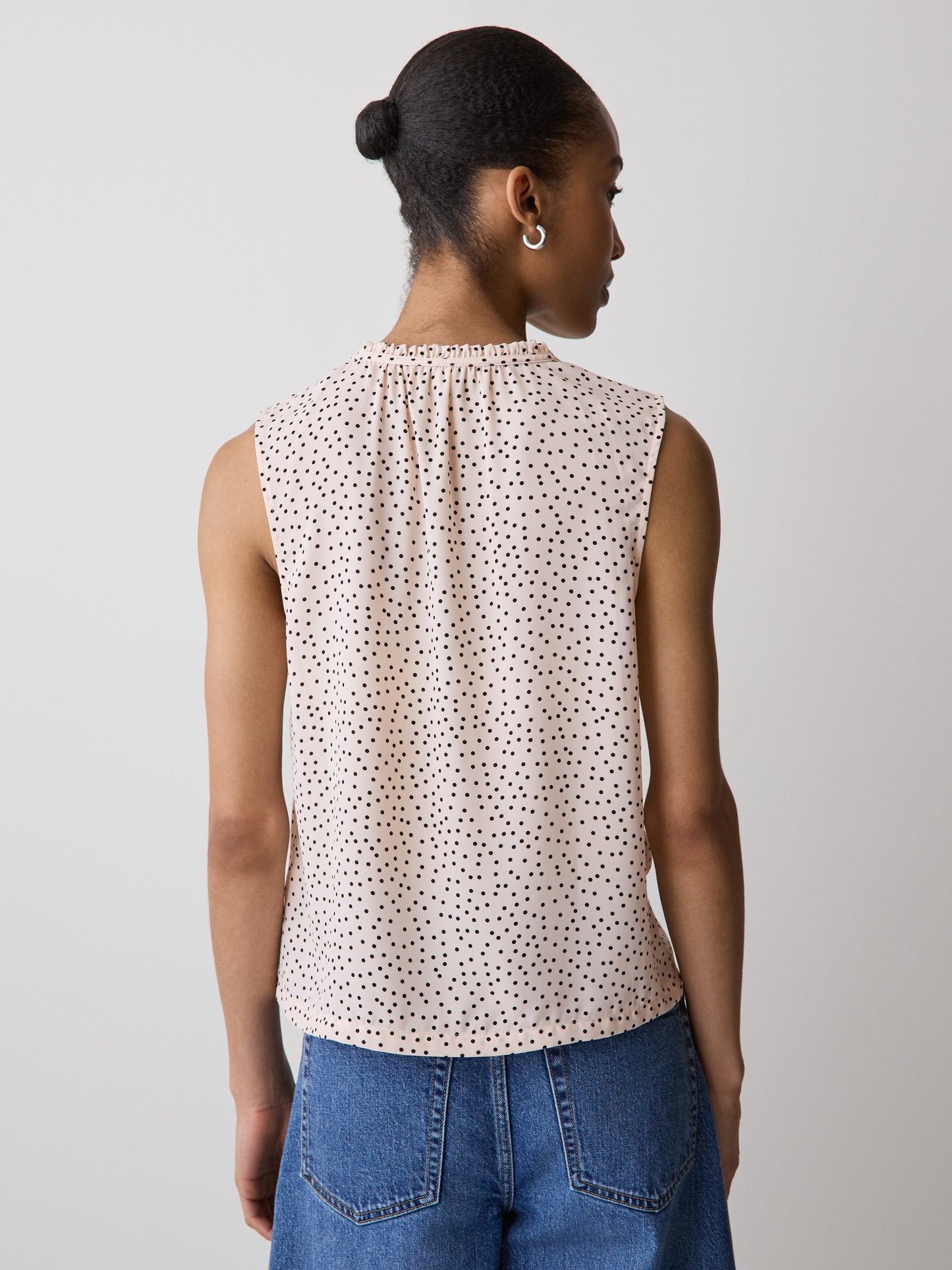 Sleeveless Buttoned-Down Blouse with Ruffled Trim