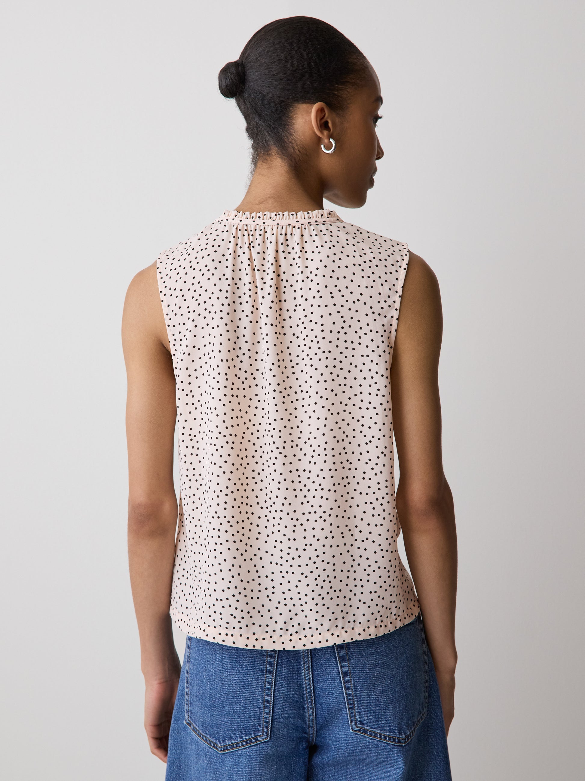 Sleeveless Buttoned-Down Blouse with Ruffled Trim