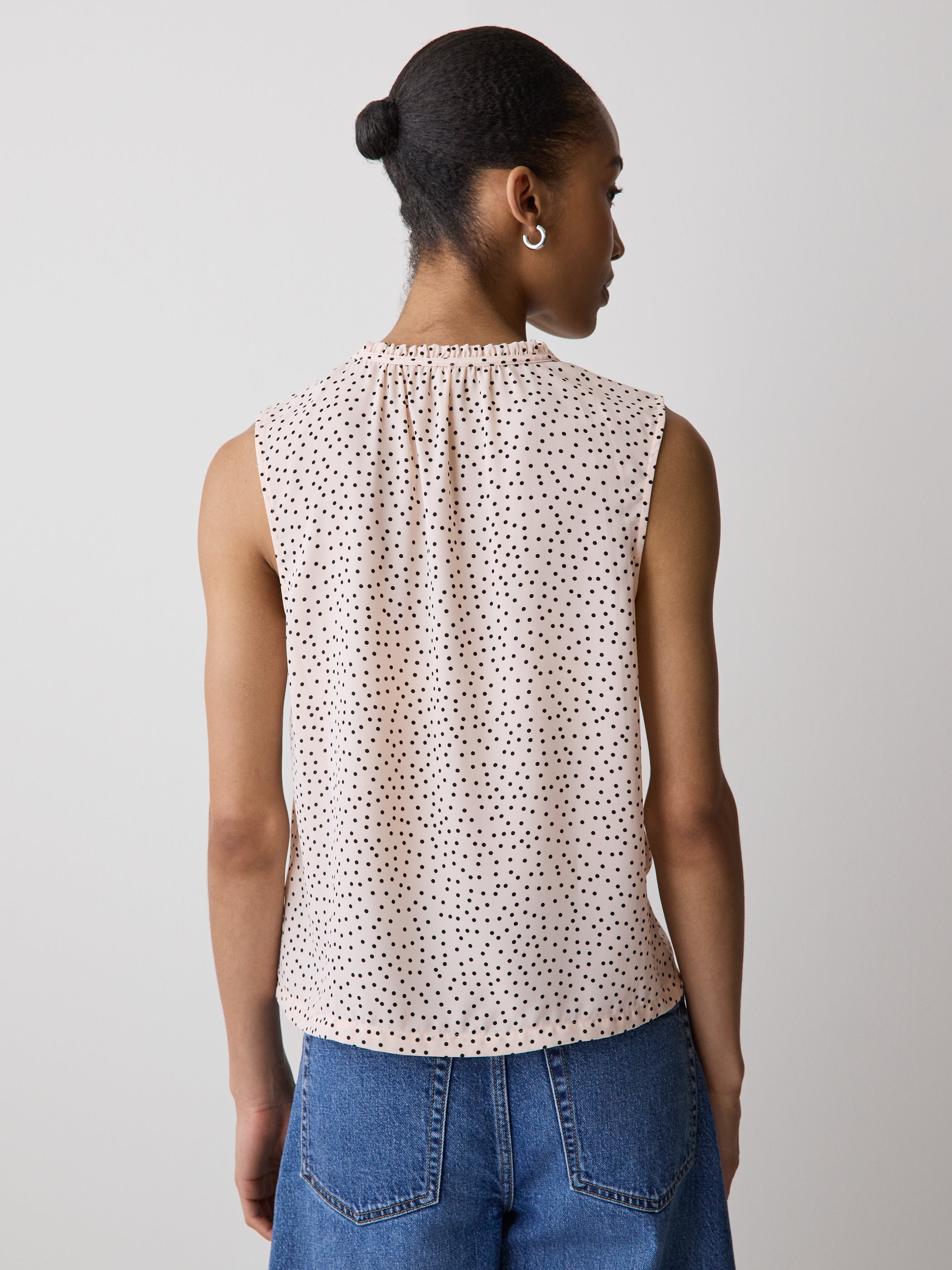 Sleeveless Buttoned-Down Blouse with Ruffled Trim