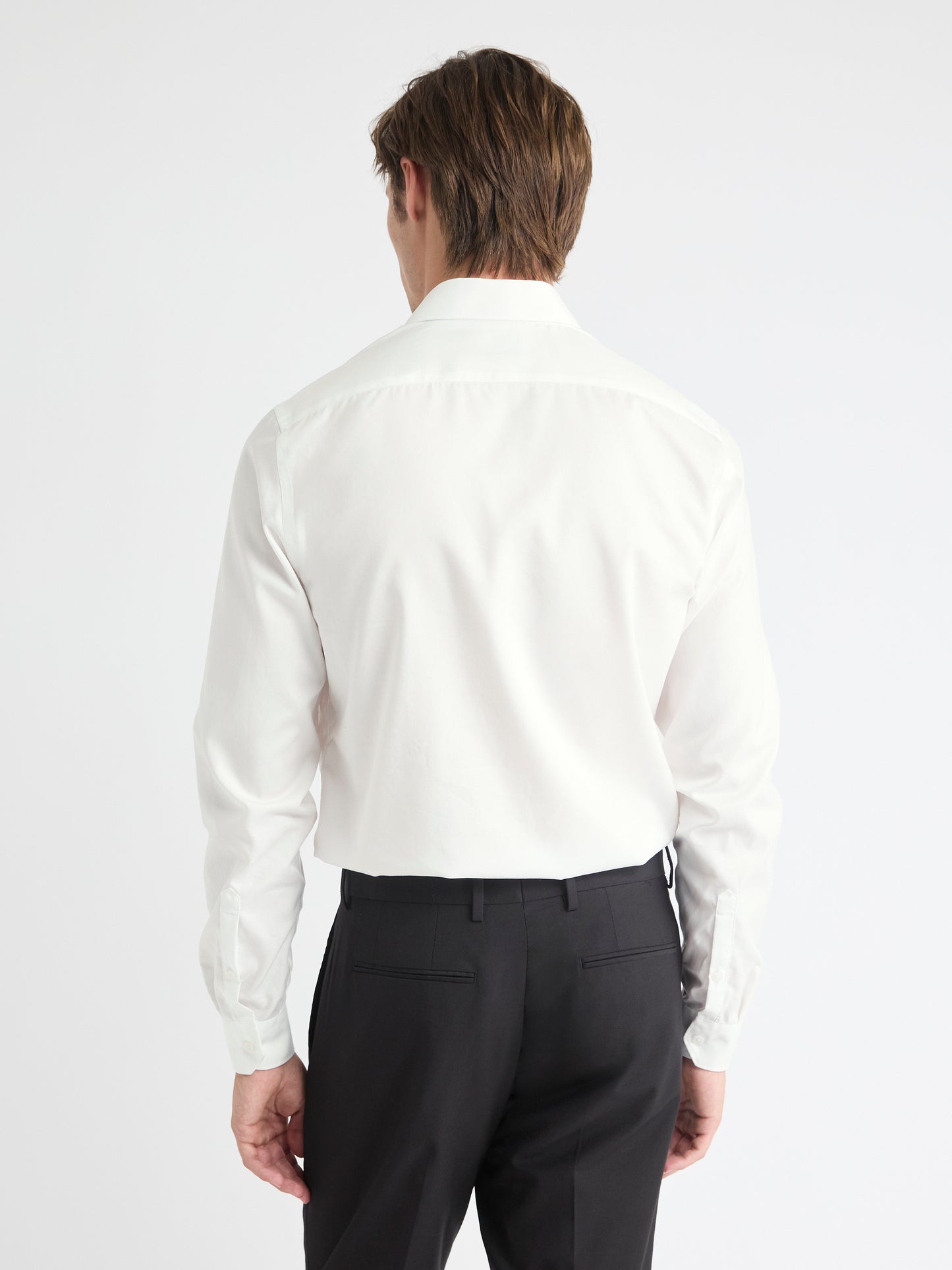 Tailored Fit Solid Twill Dress Shirt